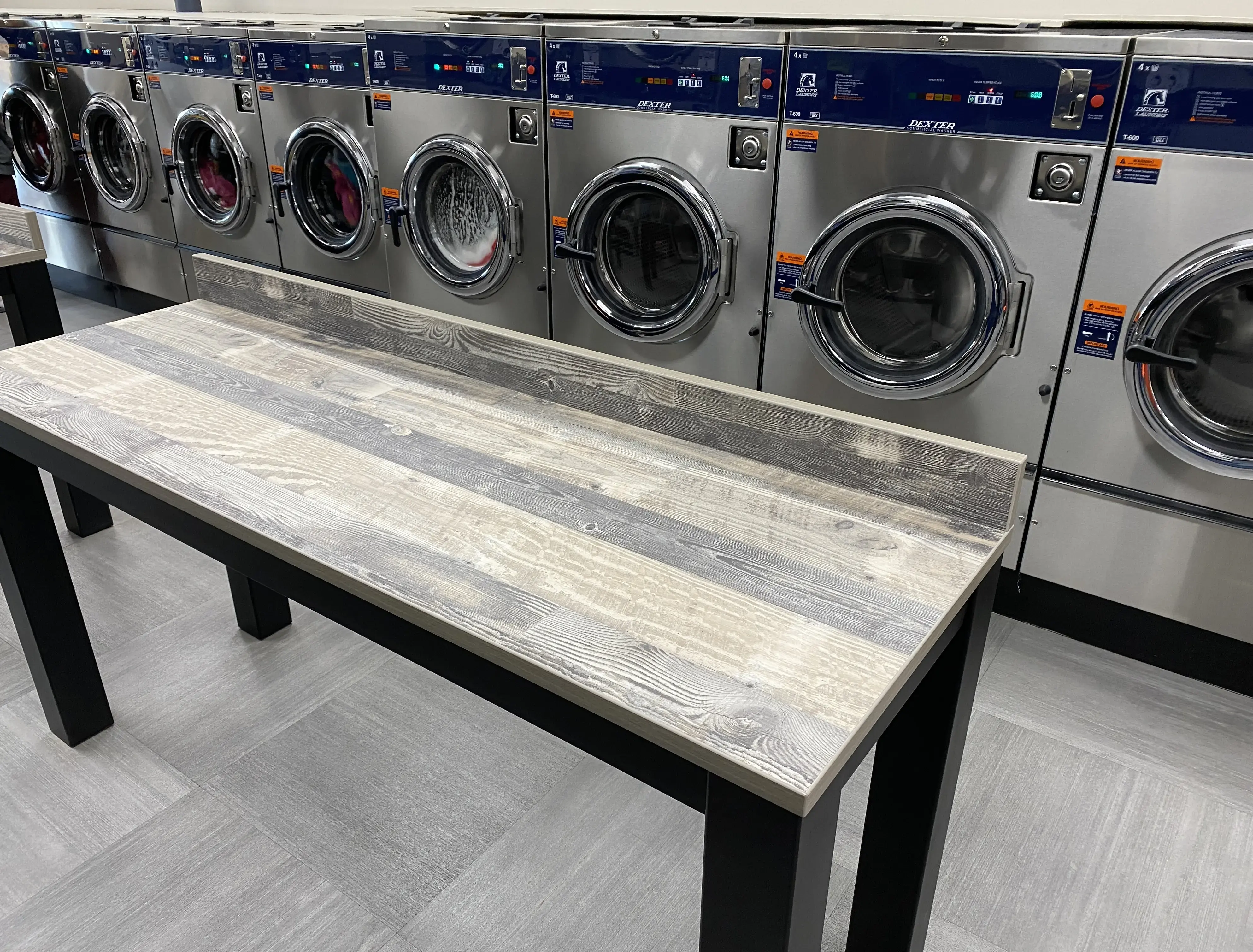 Crestwood Laundromat thumbnail 5