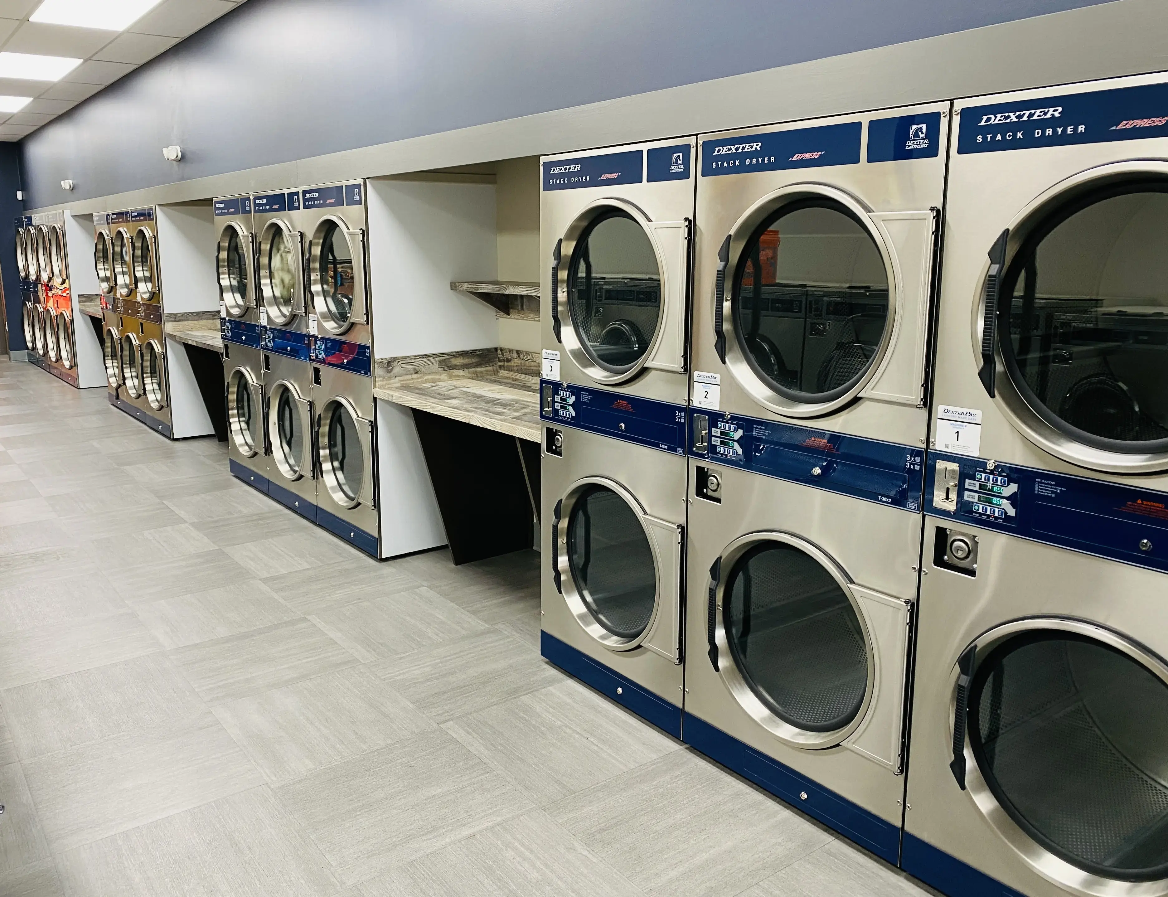 Crestwood Laundromat - Image 10