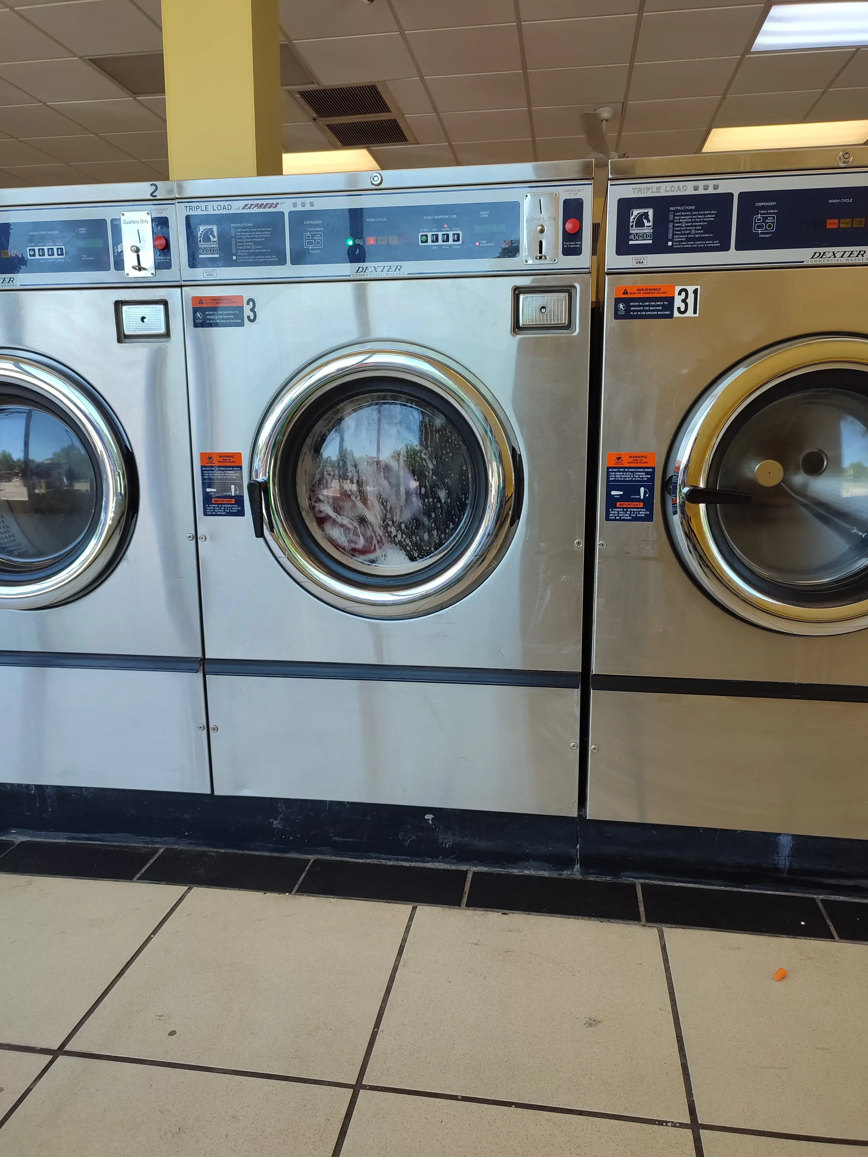 Crisp N Clean Laundry - Image 16