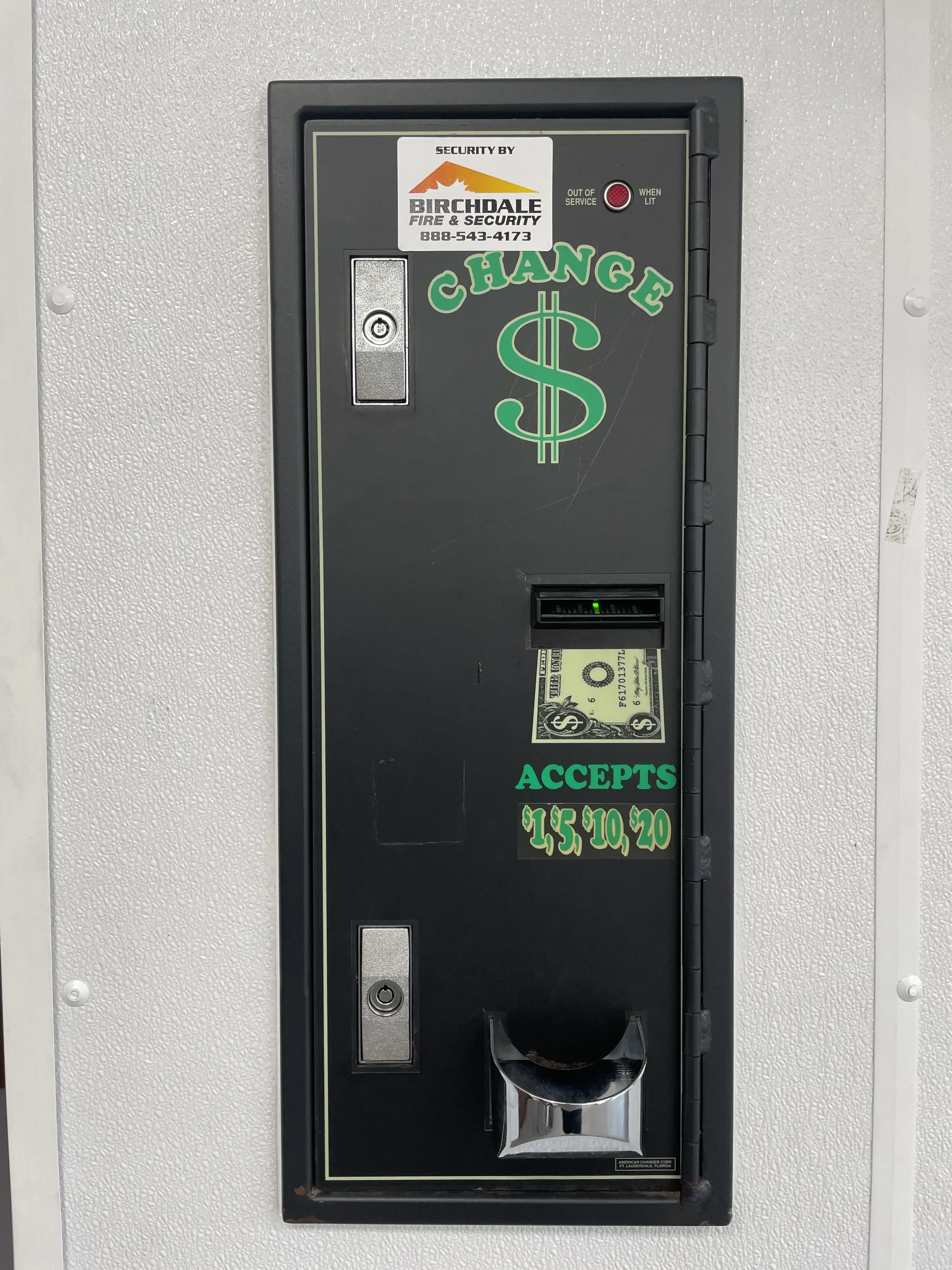 Crosslake laundromat - Image 12