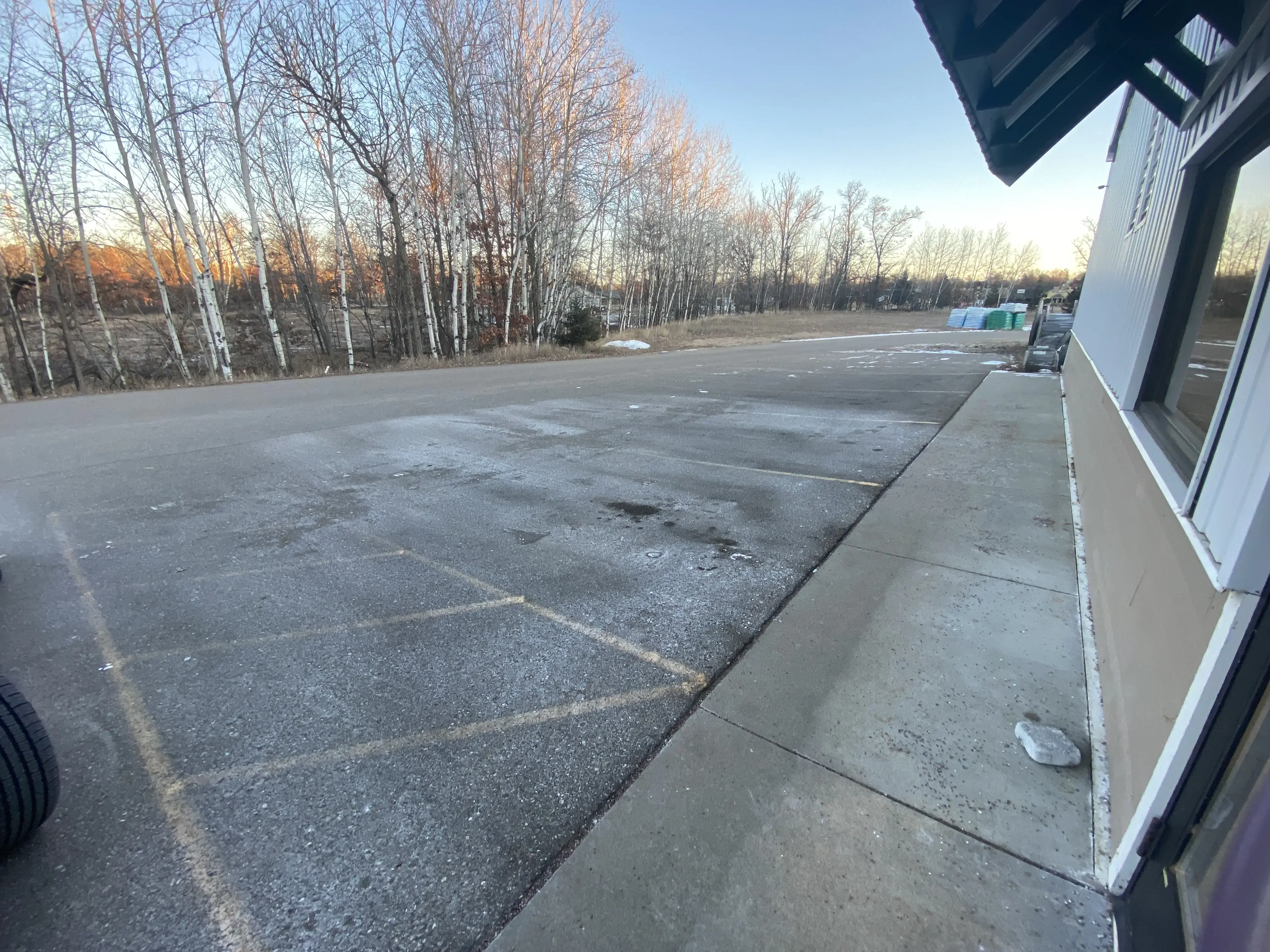 Crosslake laundromat thumbnail 19