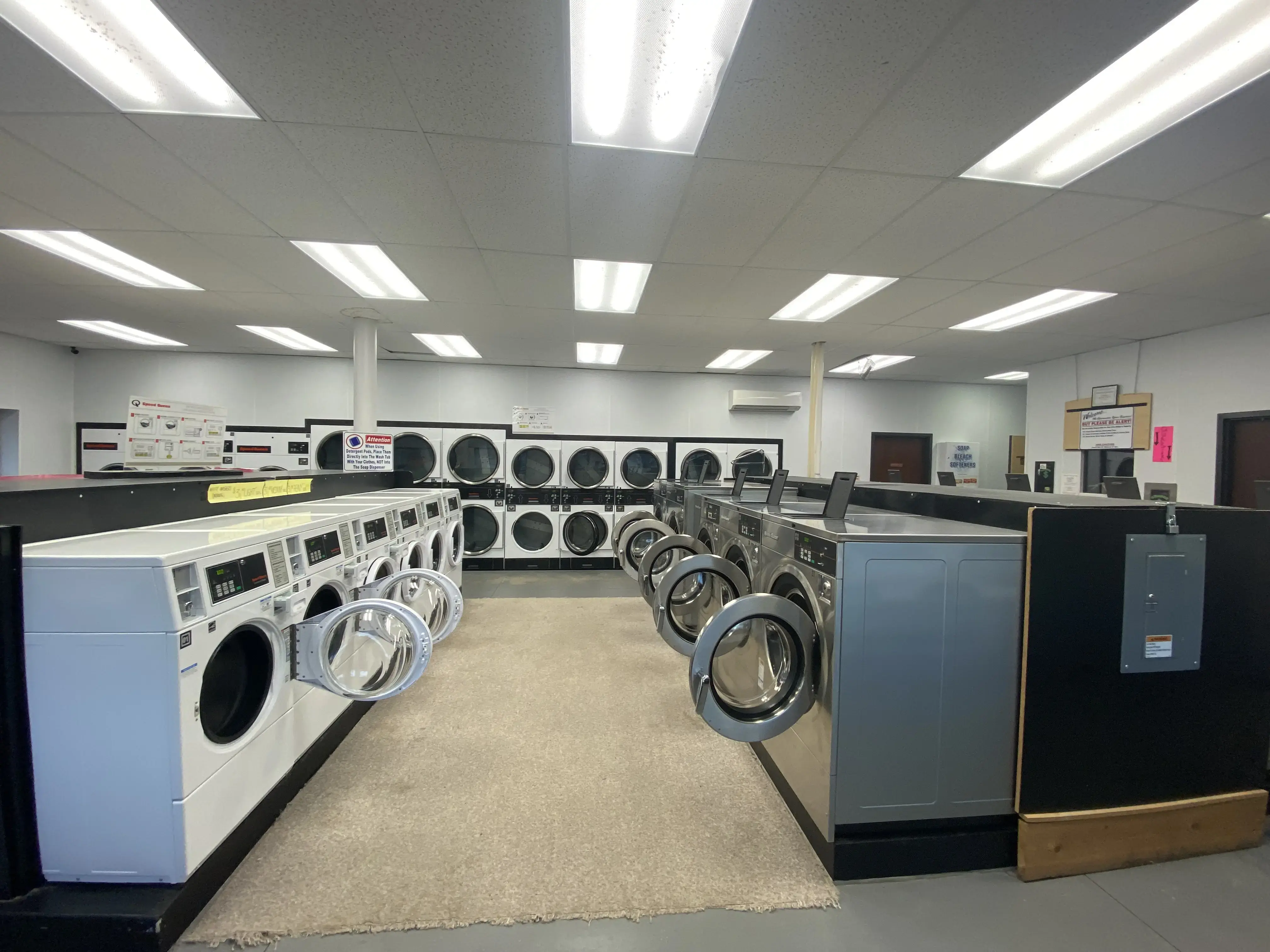 Crosslake laundromat thumbnail 17