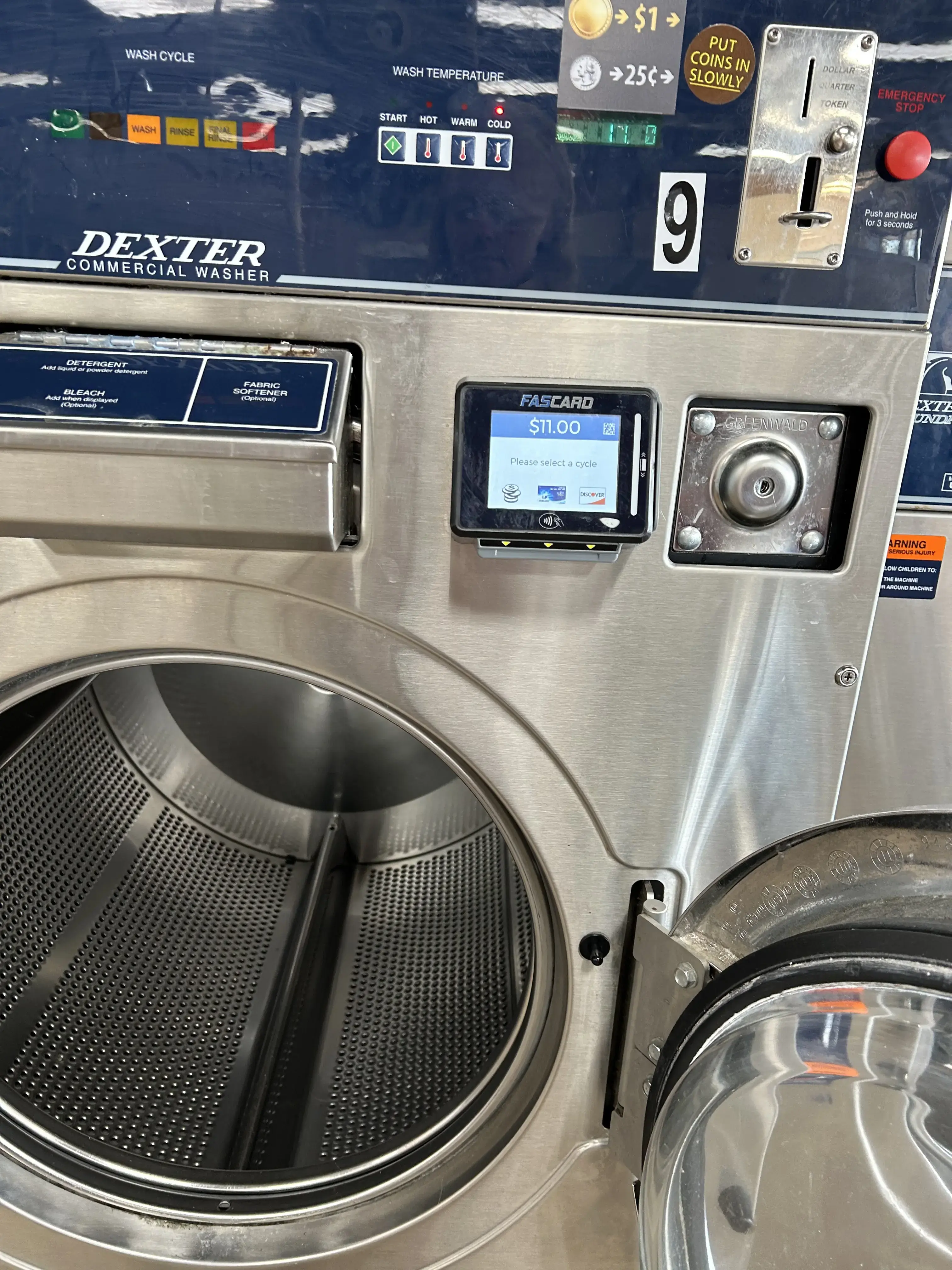 Crossroads Laundromat thumbnail 5