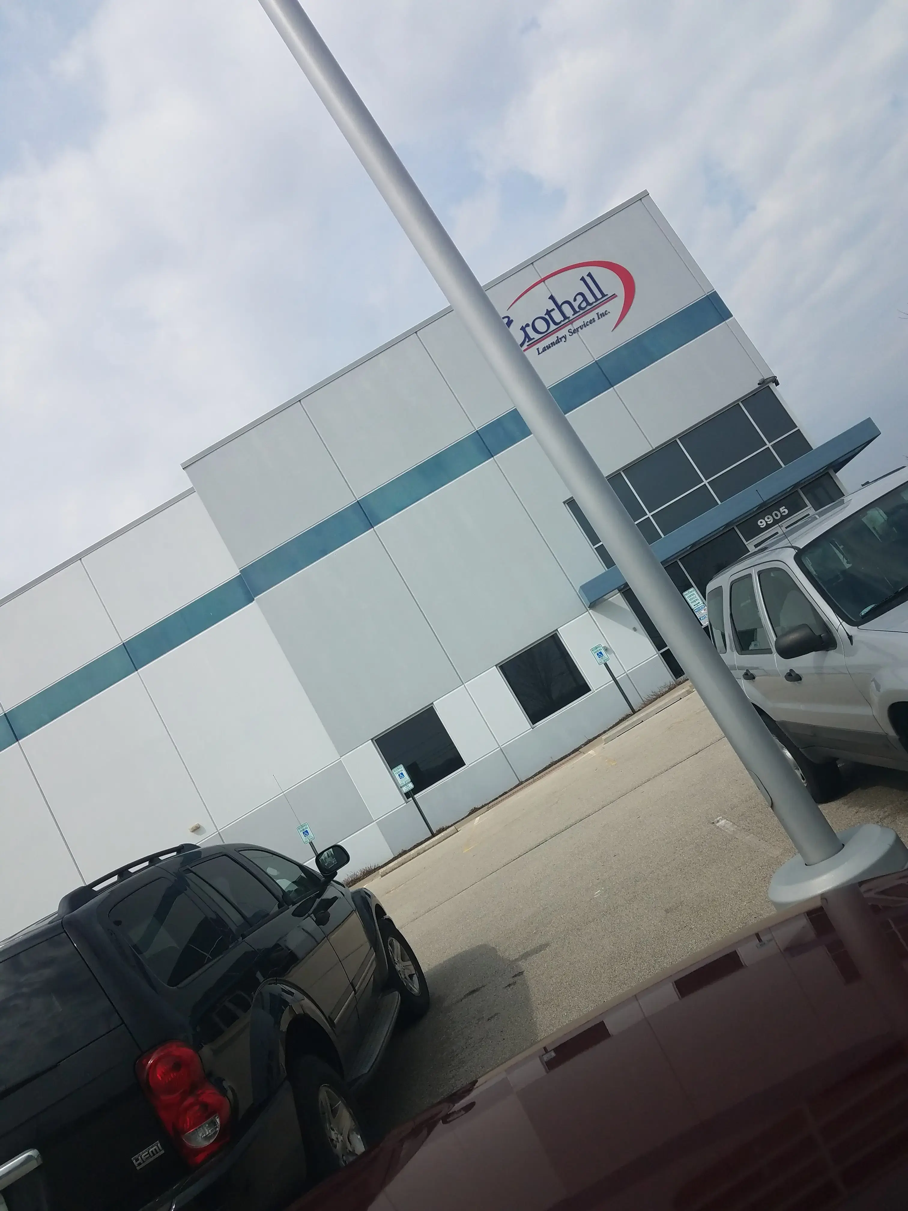 Crothall Laundry Services - Image 6