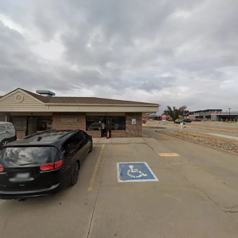 Crown Cleaners - Image 4