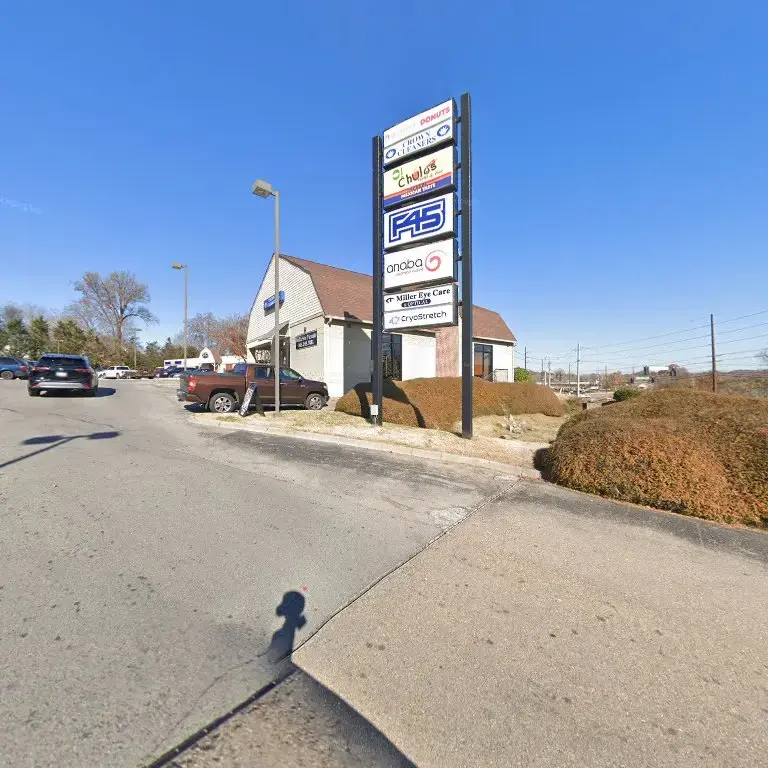 Crown Cleaners & Laundry location