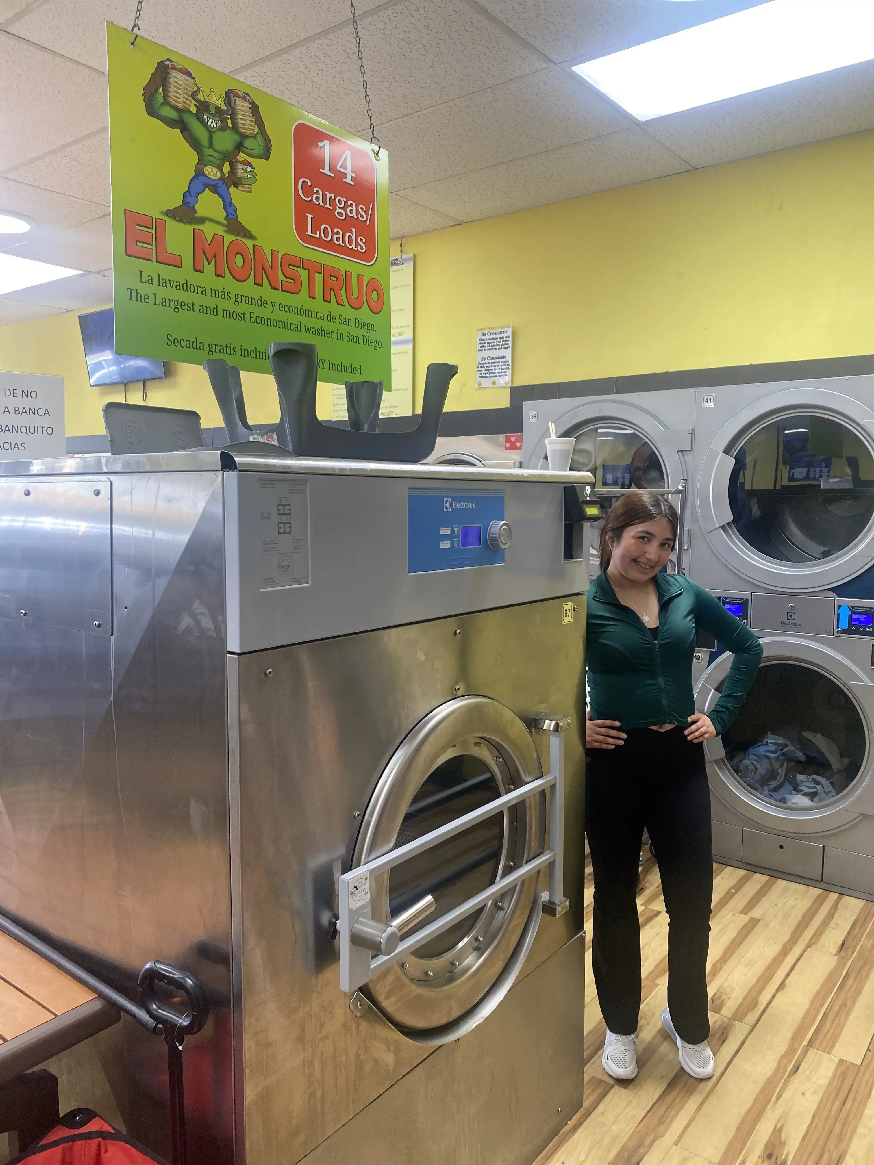 Crown Laundry - Image 5