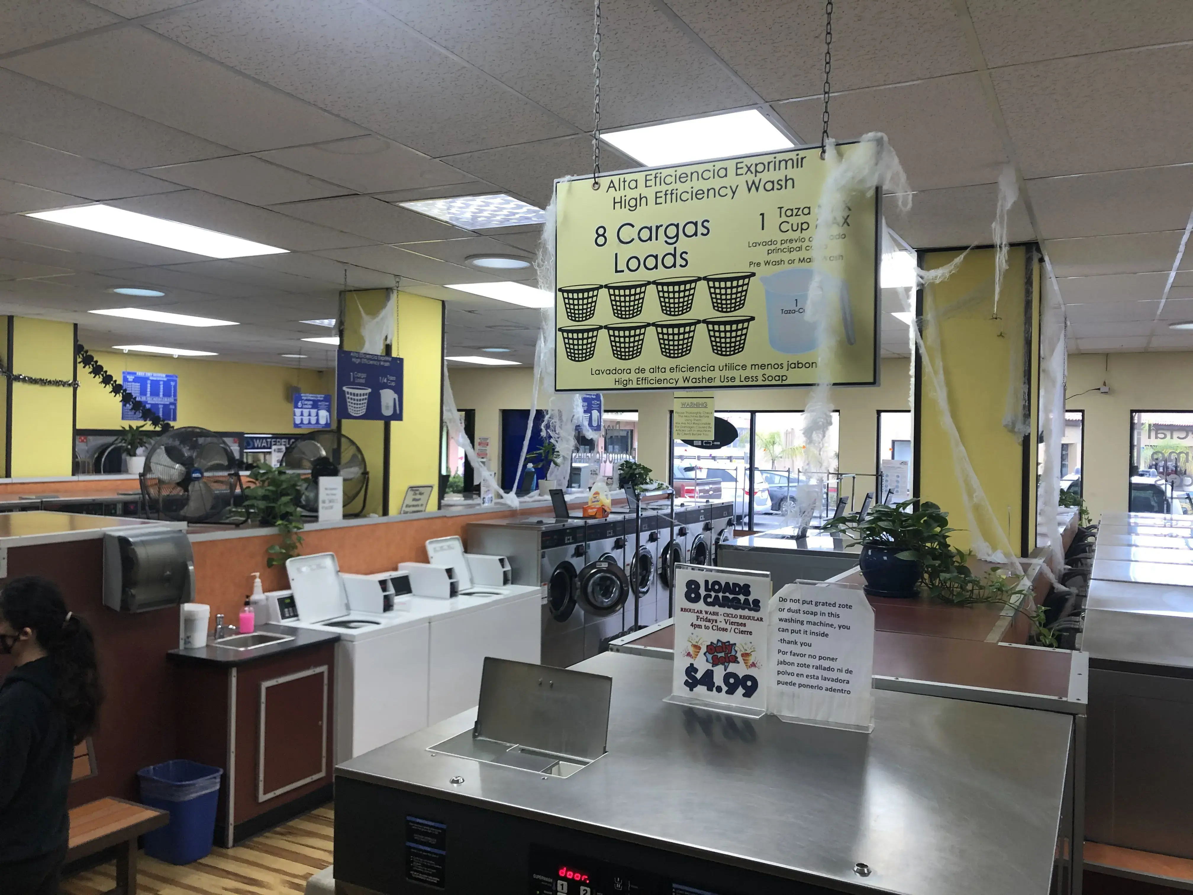 Crown Laundry - Image 9