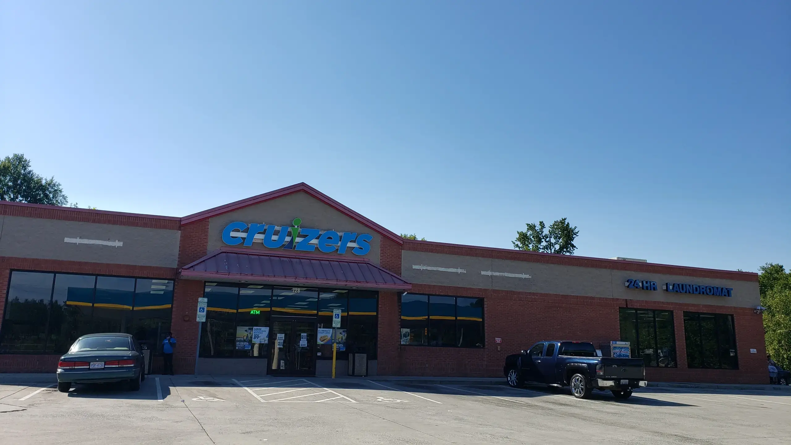 CRUIZERS - Laundry location