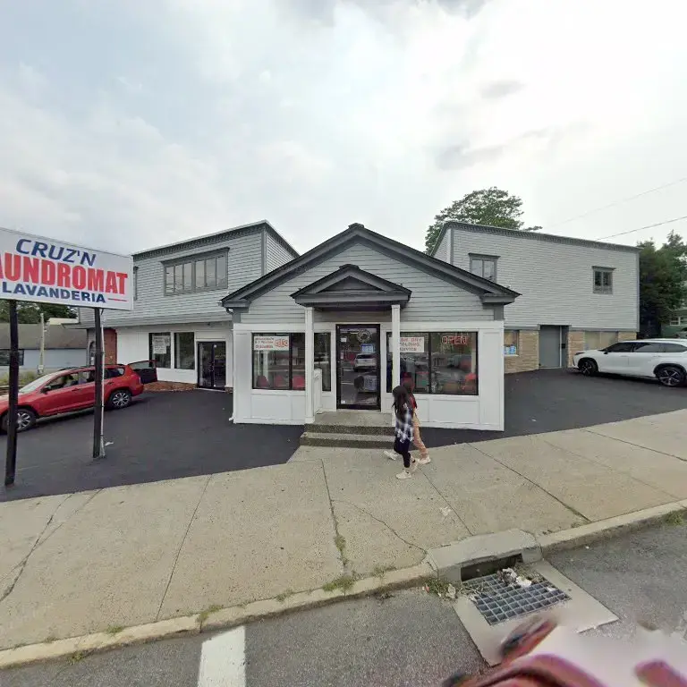 Cruzn Laundromat / Lavandaria - Image 13