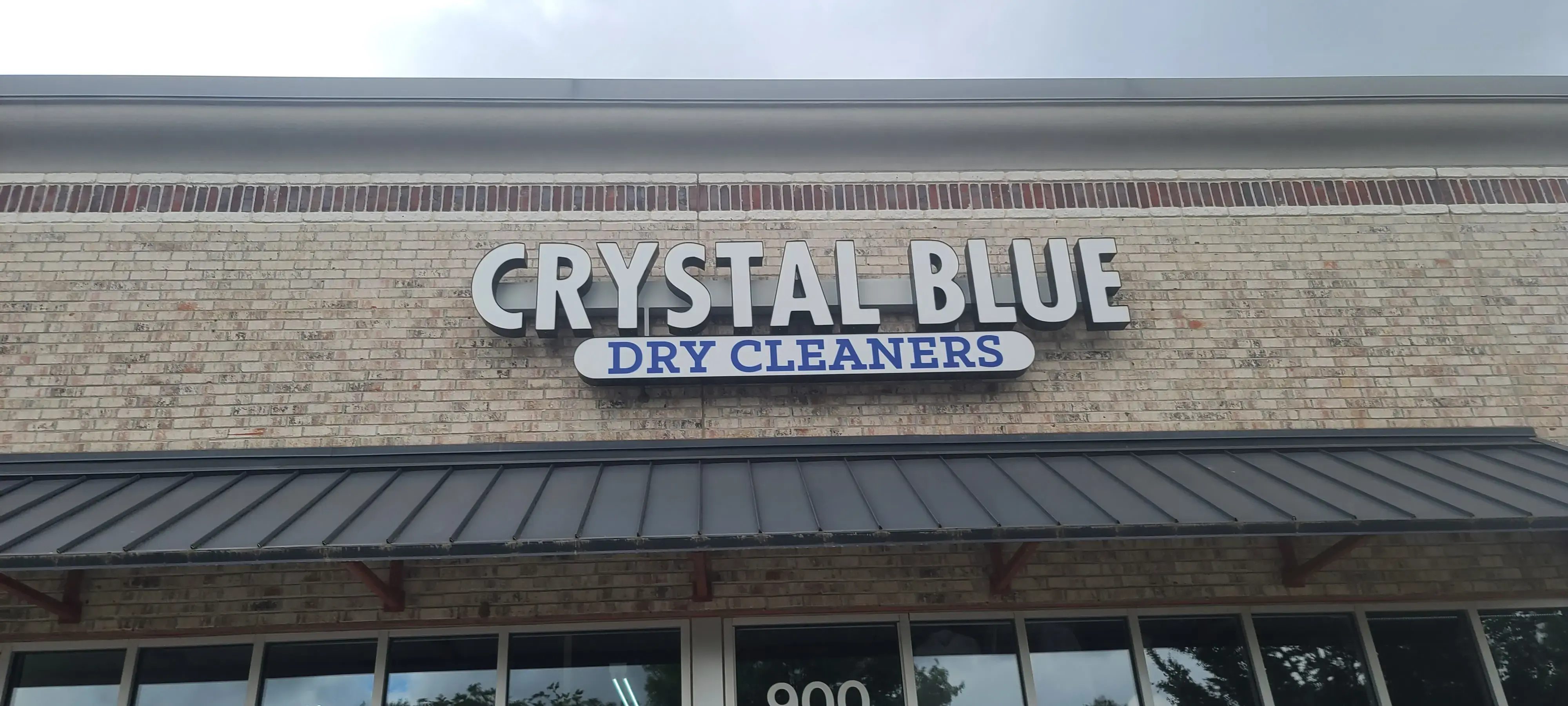 Crystal Blue Dry Cleaners thumbnail 2