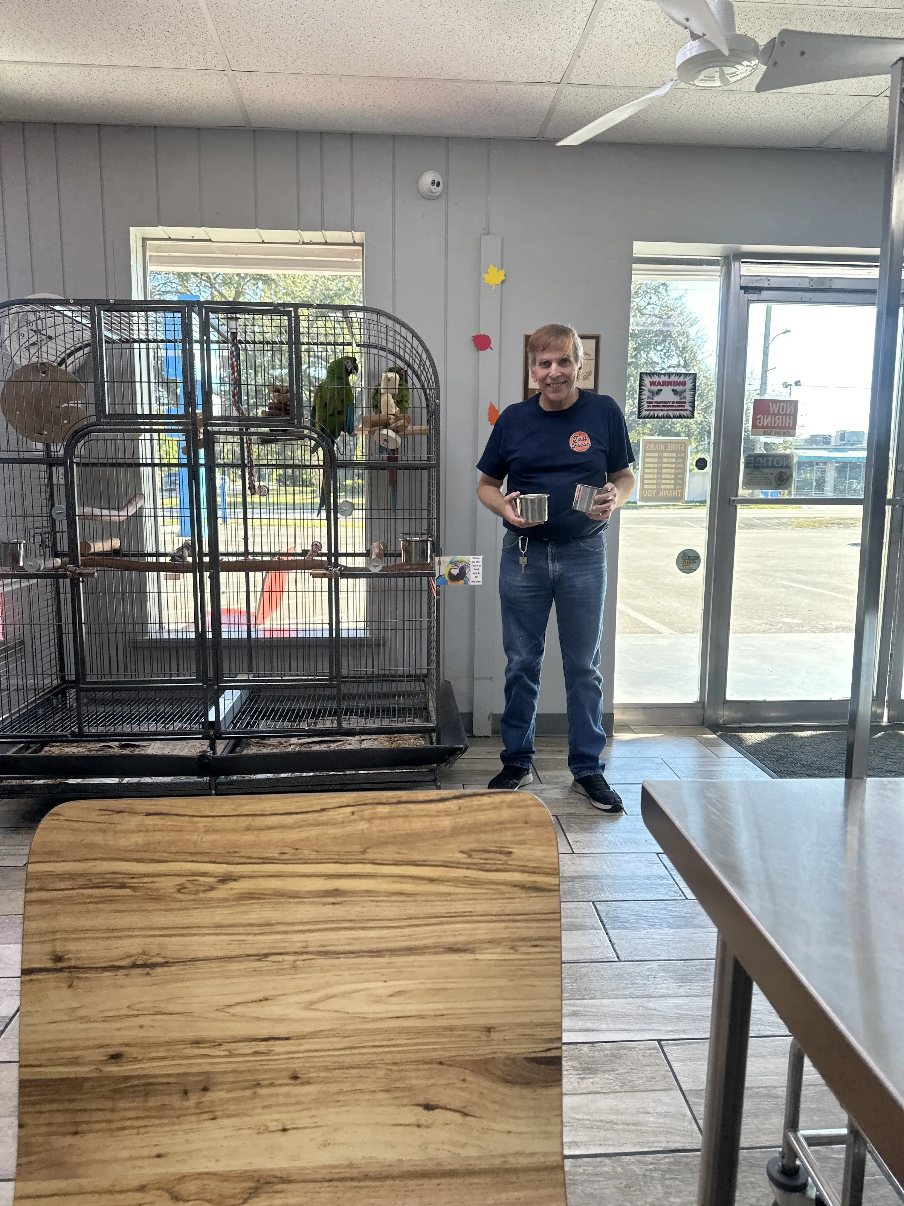 Crystal Clean Laundromat - Image 11