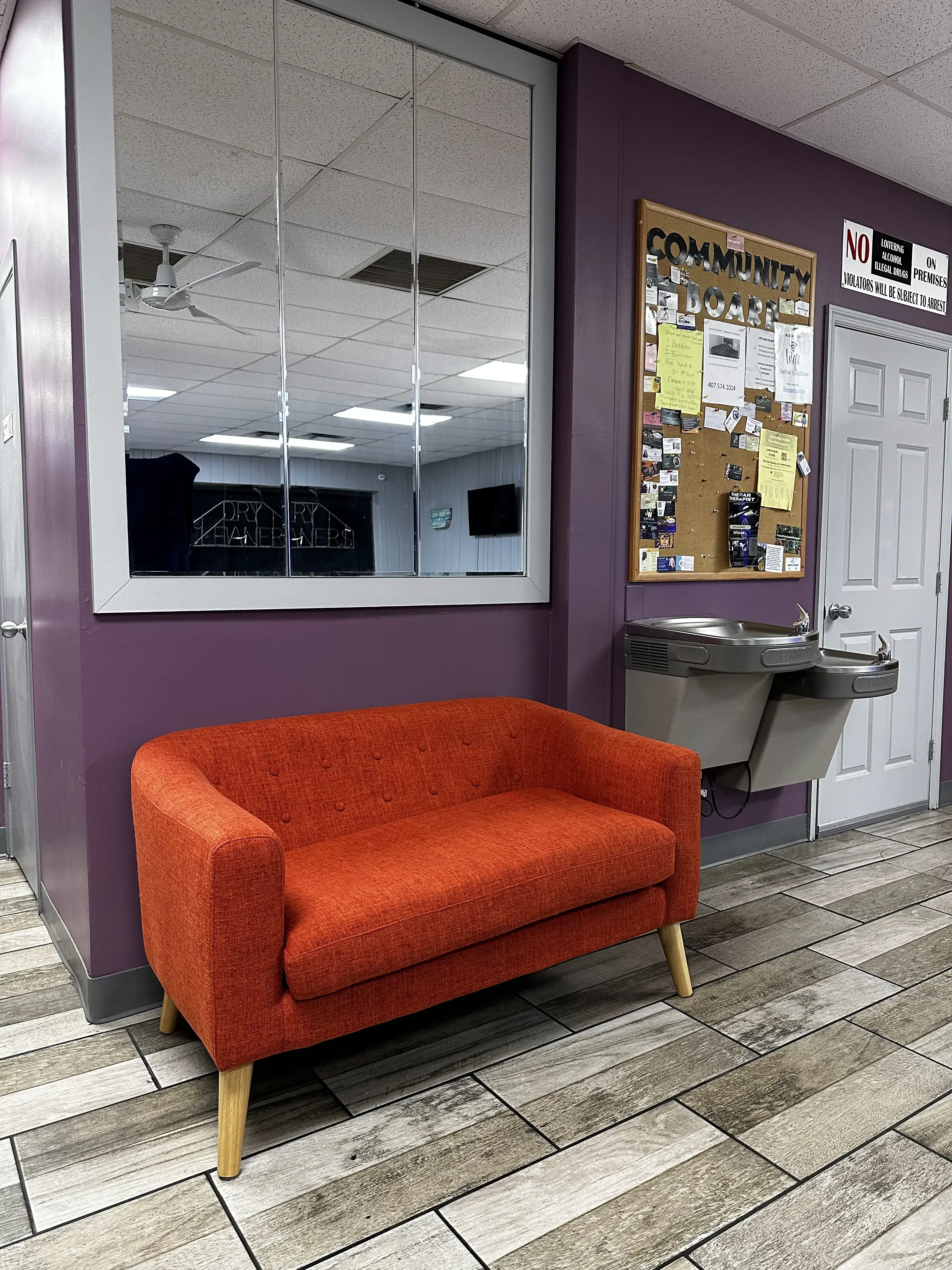 Crystal Clean Laundromat - Image 14