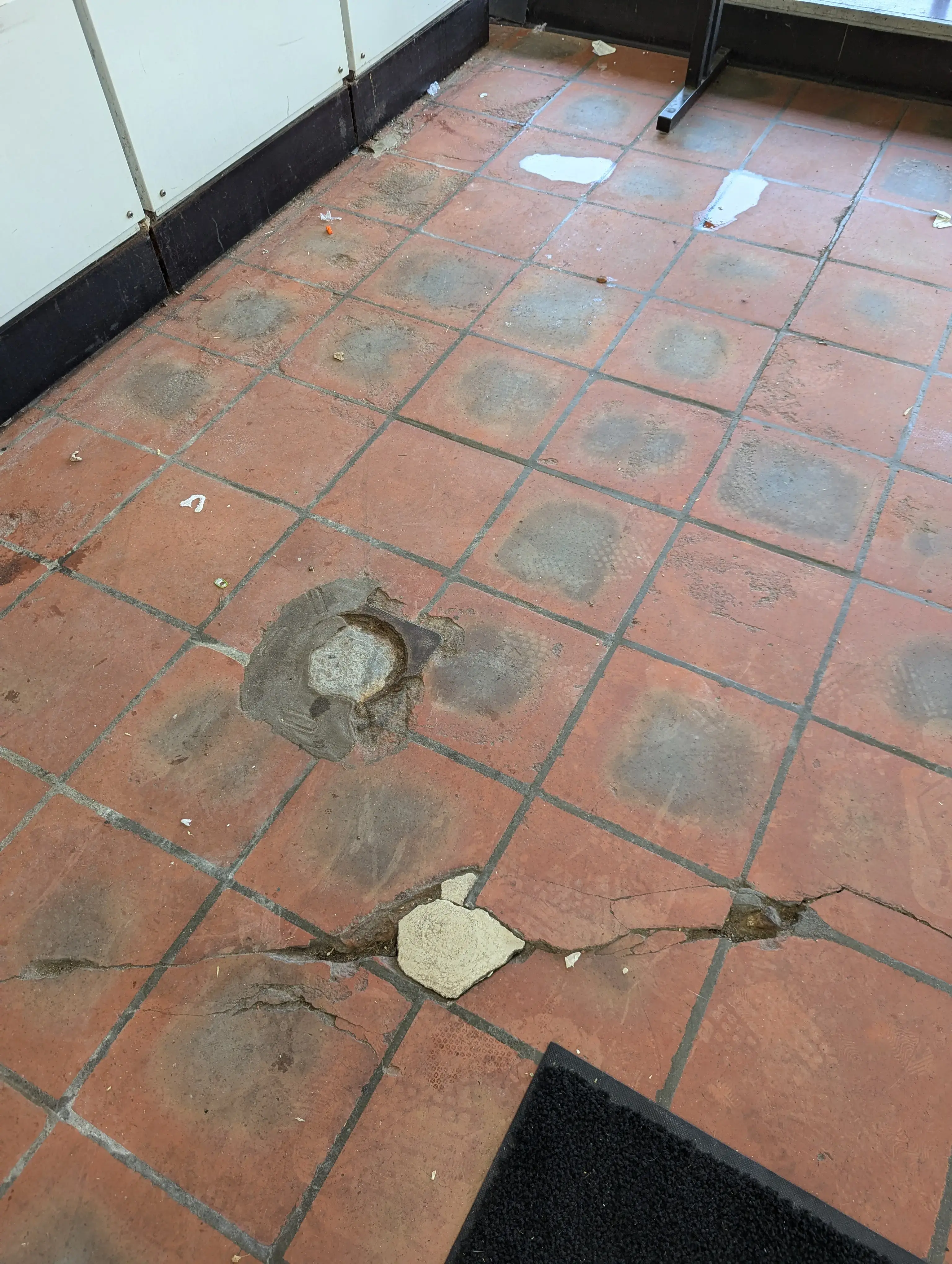 Cudney’s Launderers & Dry Cleaners - Image 3