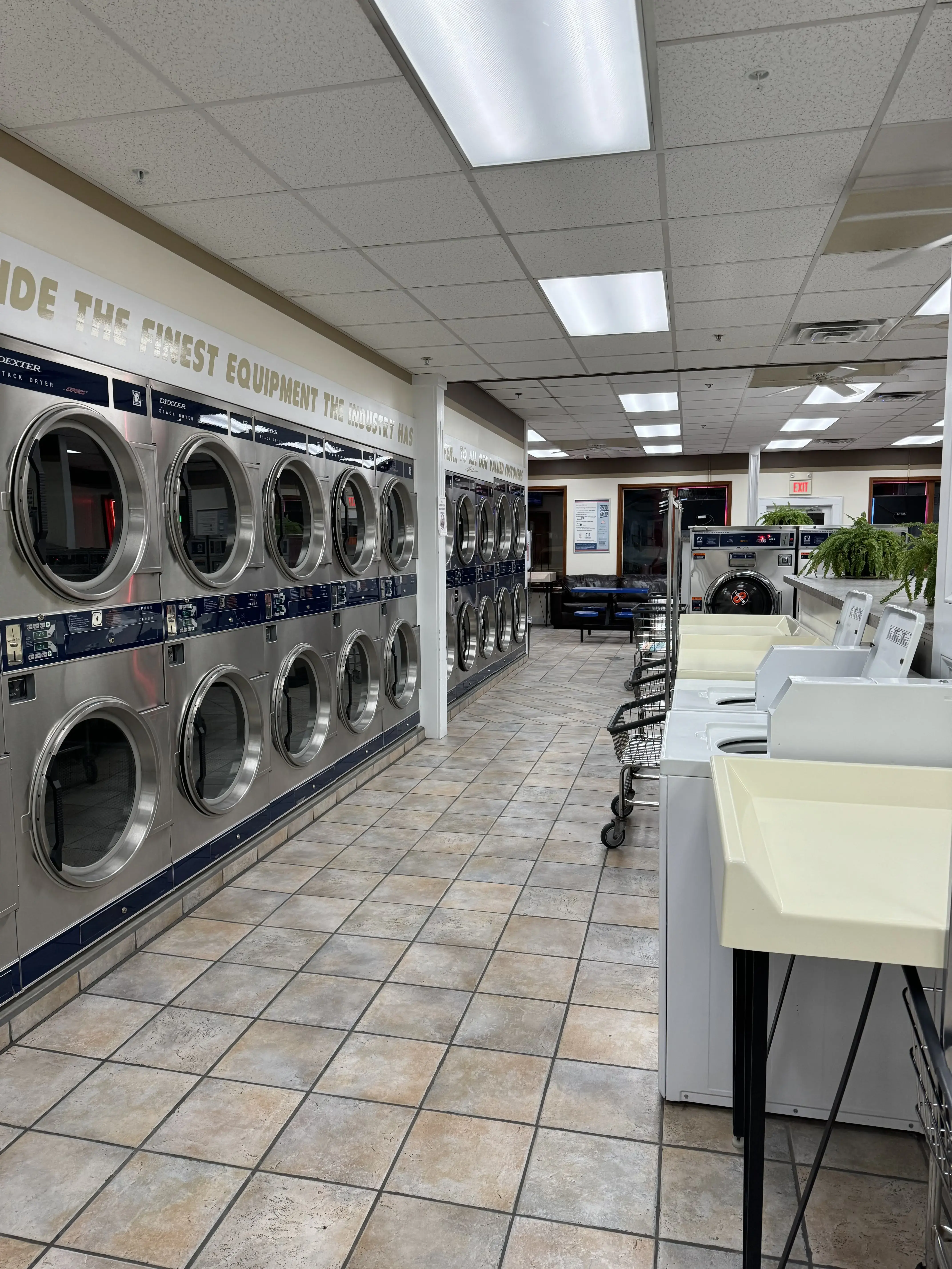 Cunningham's Laundromat thumbnail 17