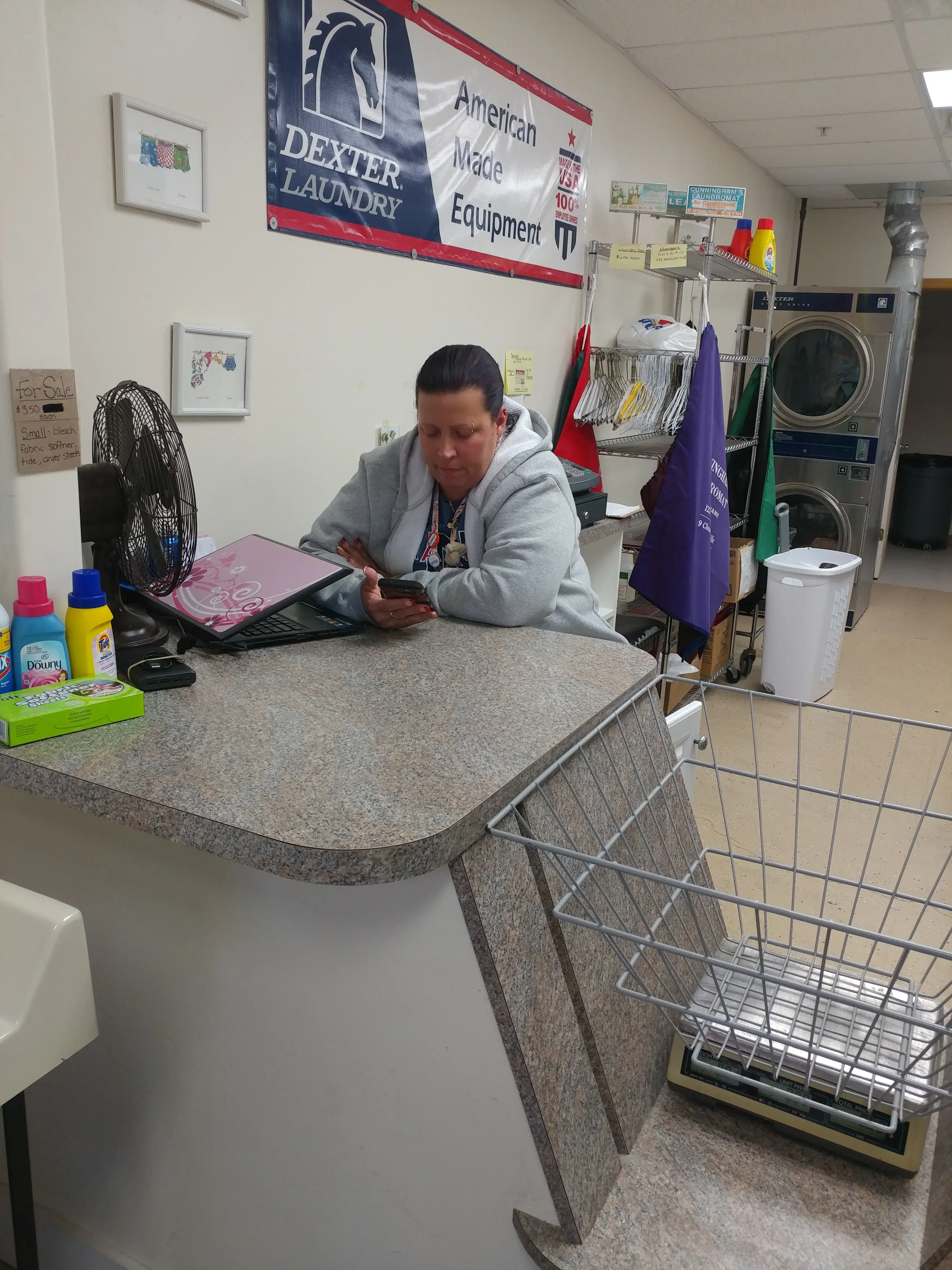 Cunningham's Laundromat thumbnail 10