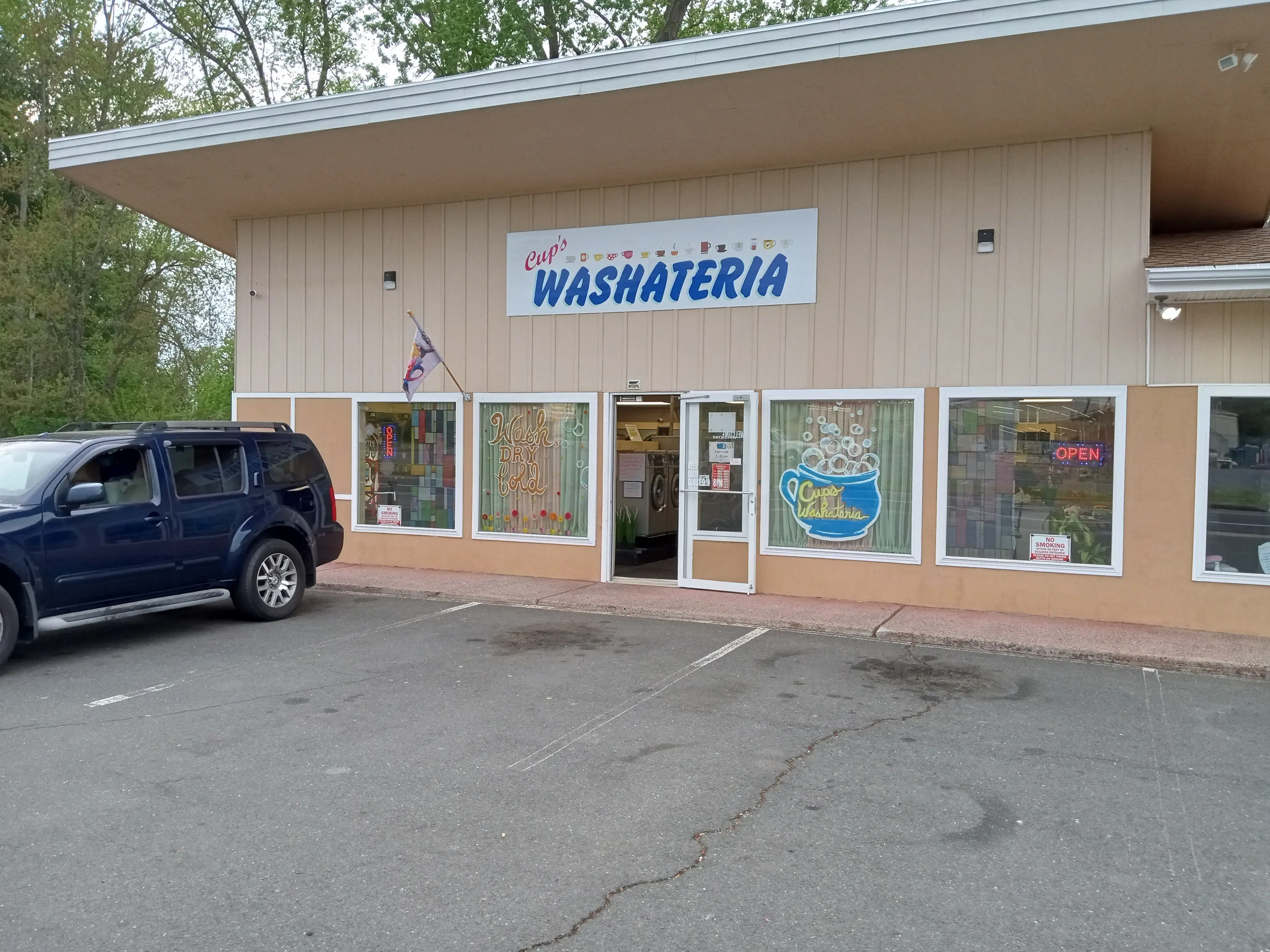 Cup's Washateria - Image 8