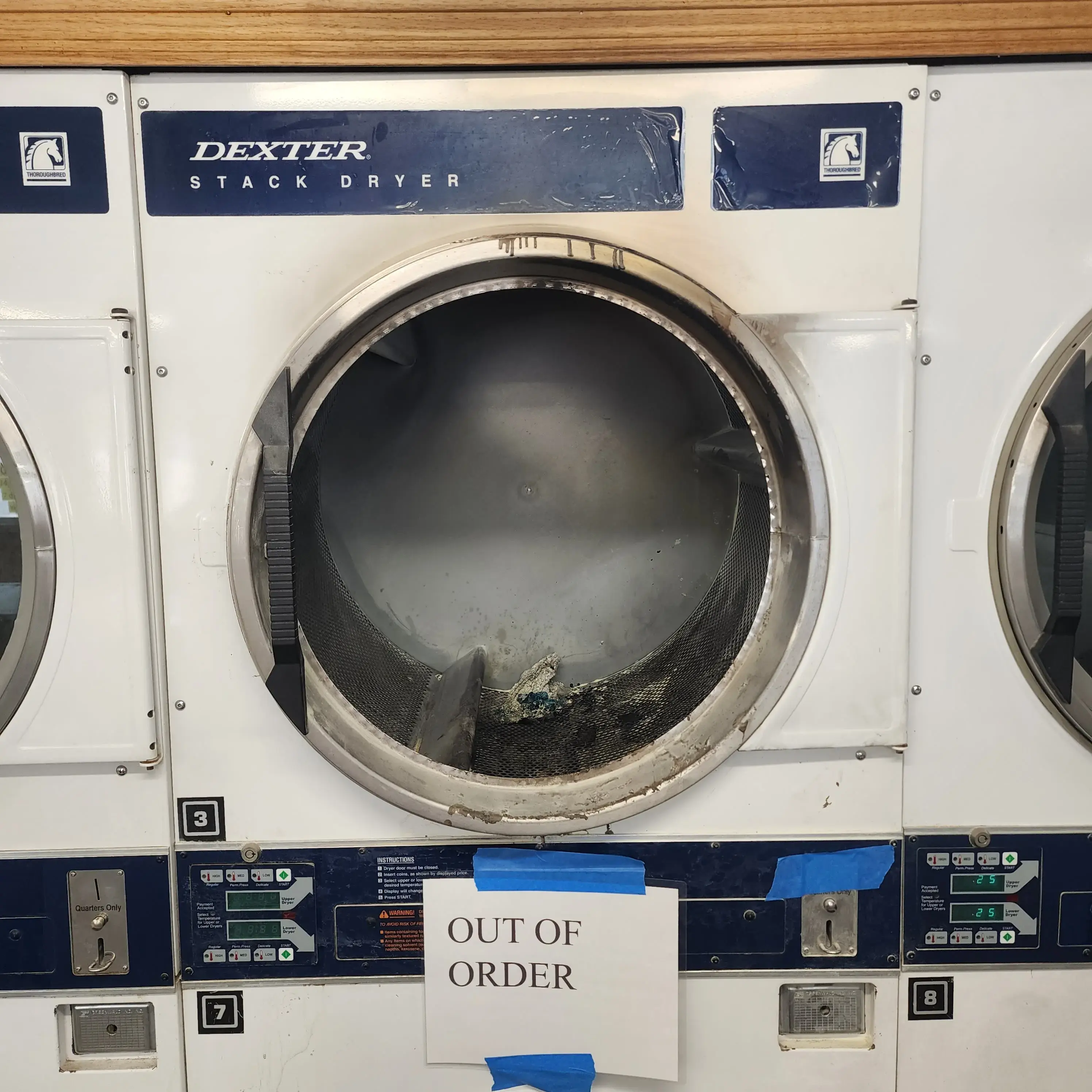 Cushing Laundry Lounge - Image 2