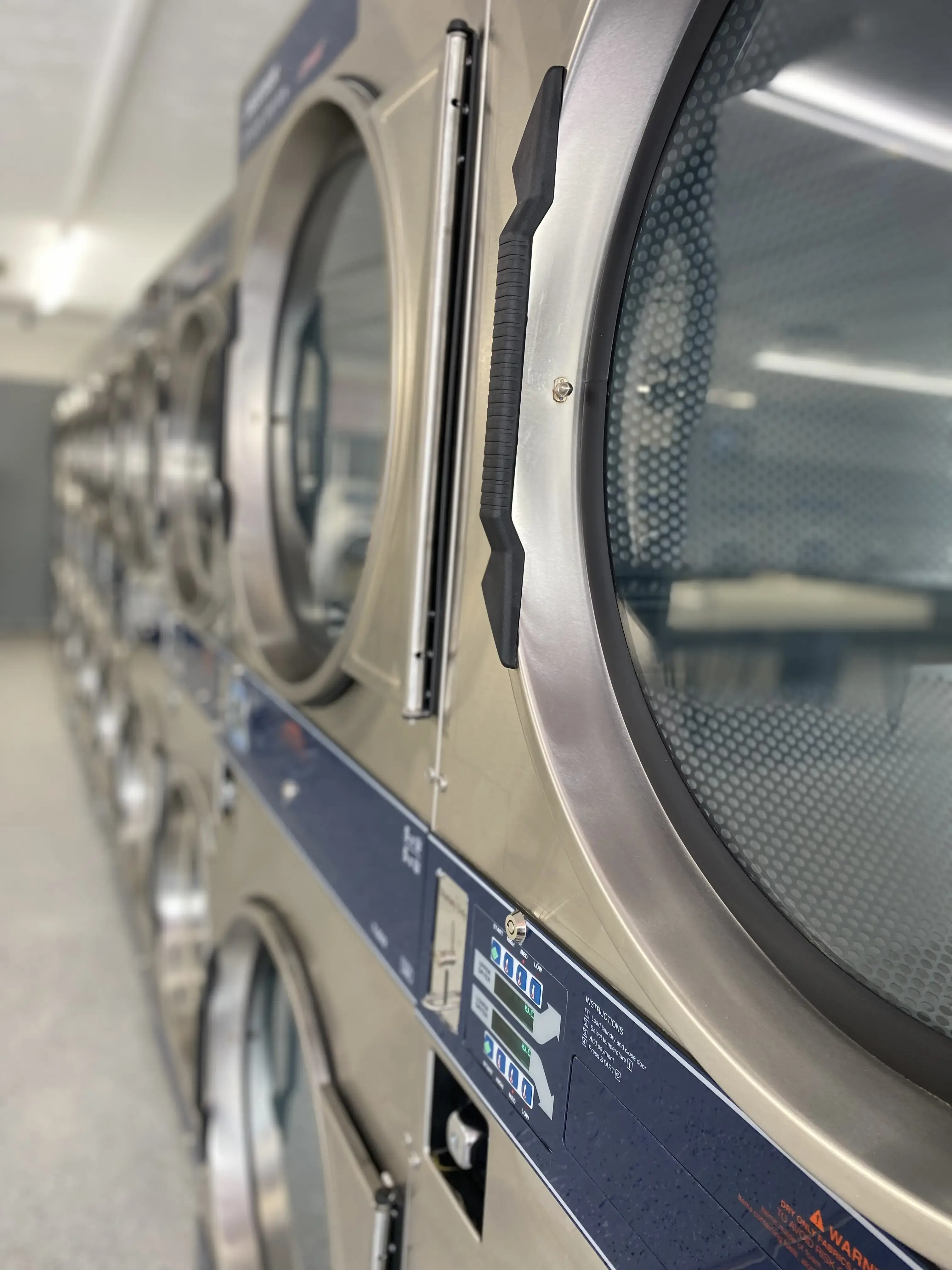 Custom and Friendly Laundry - Image 5
