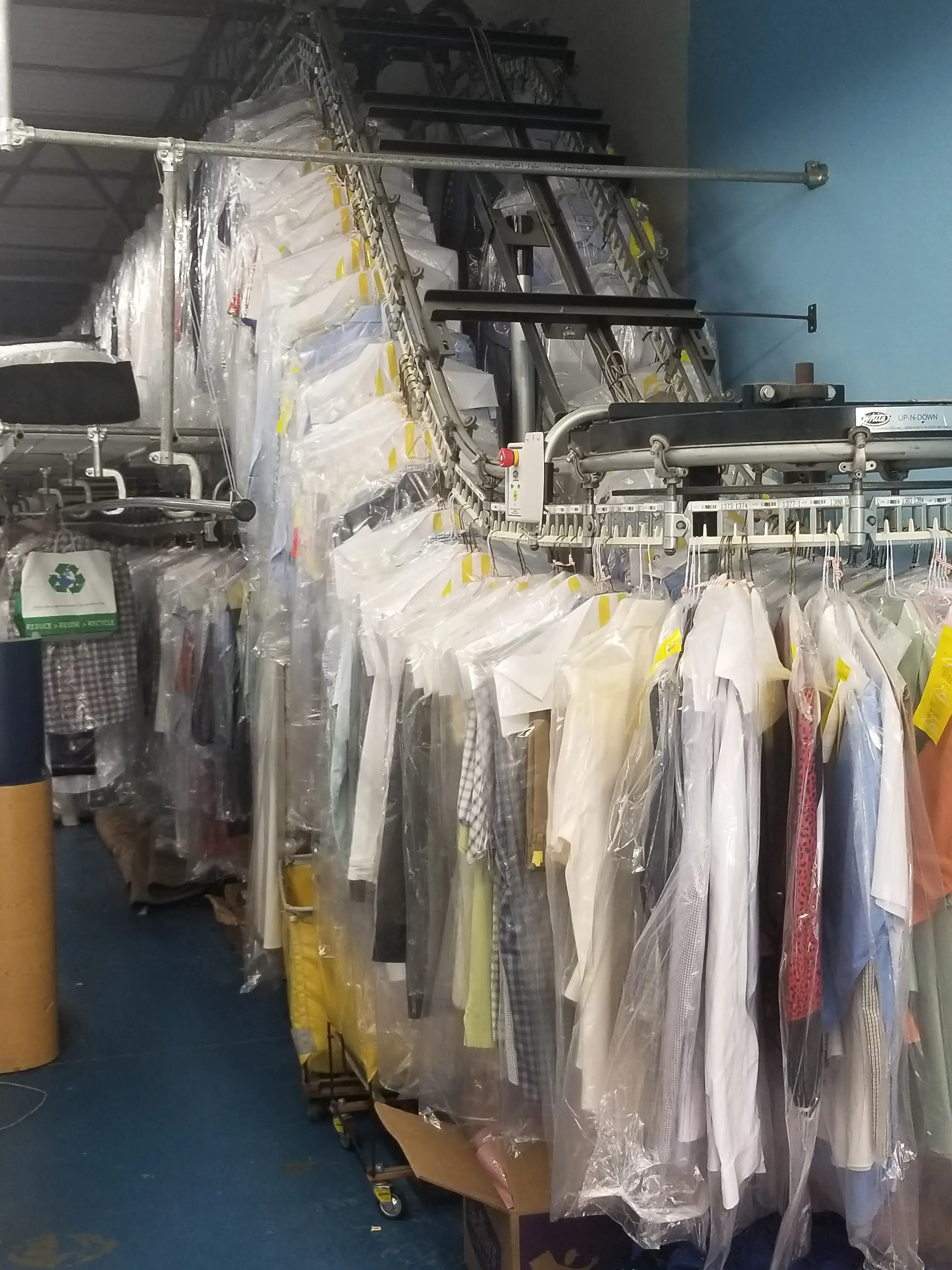 Custom Cleaners thumbnail 14