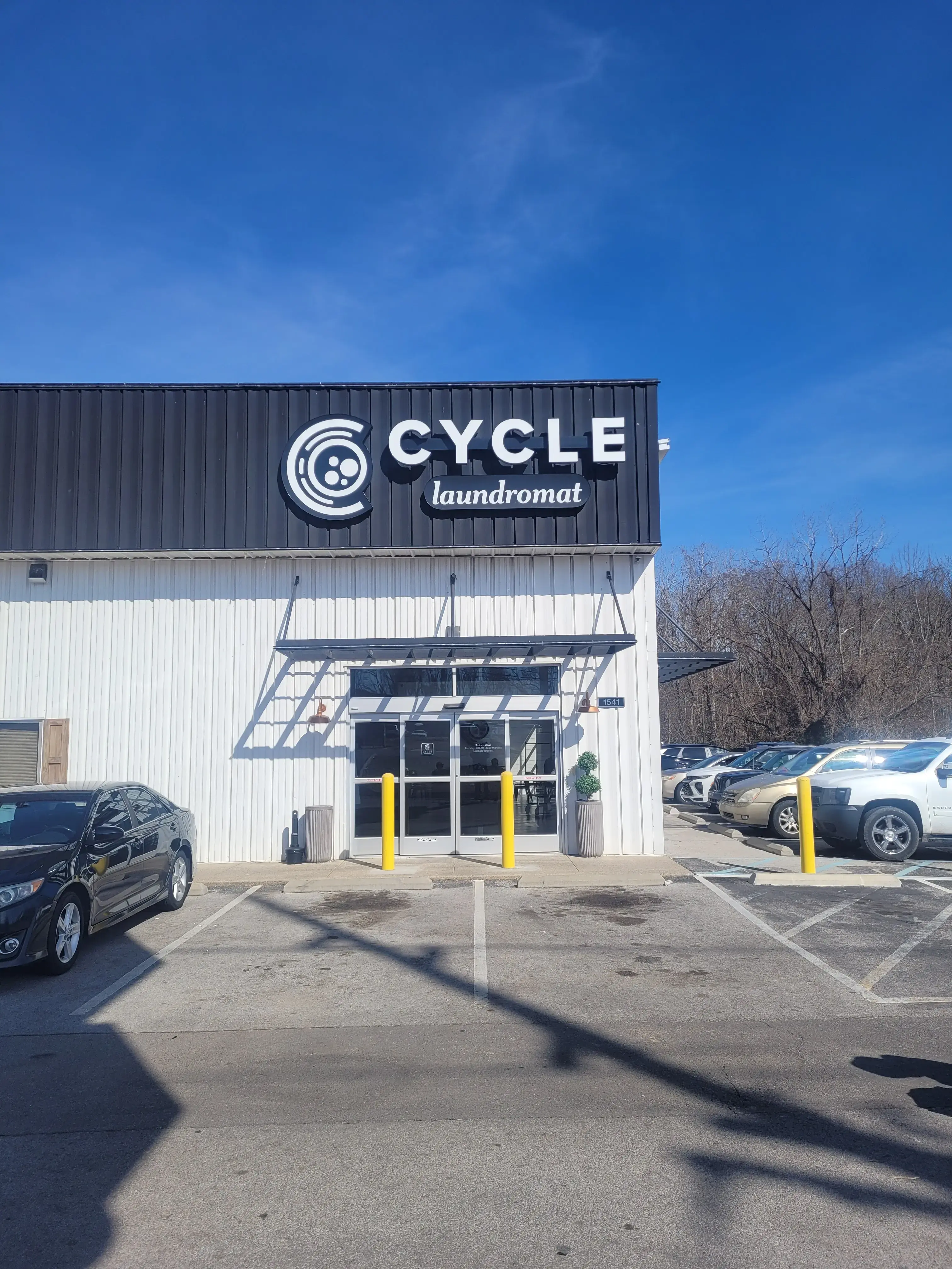 Cycle Laundromat - Image 3