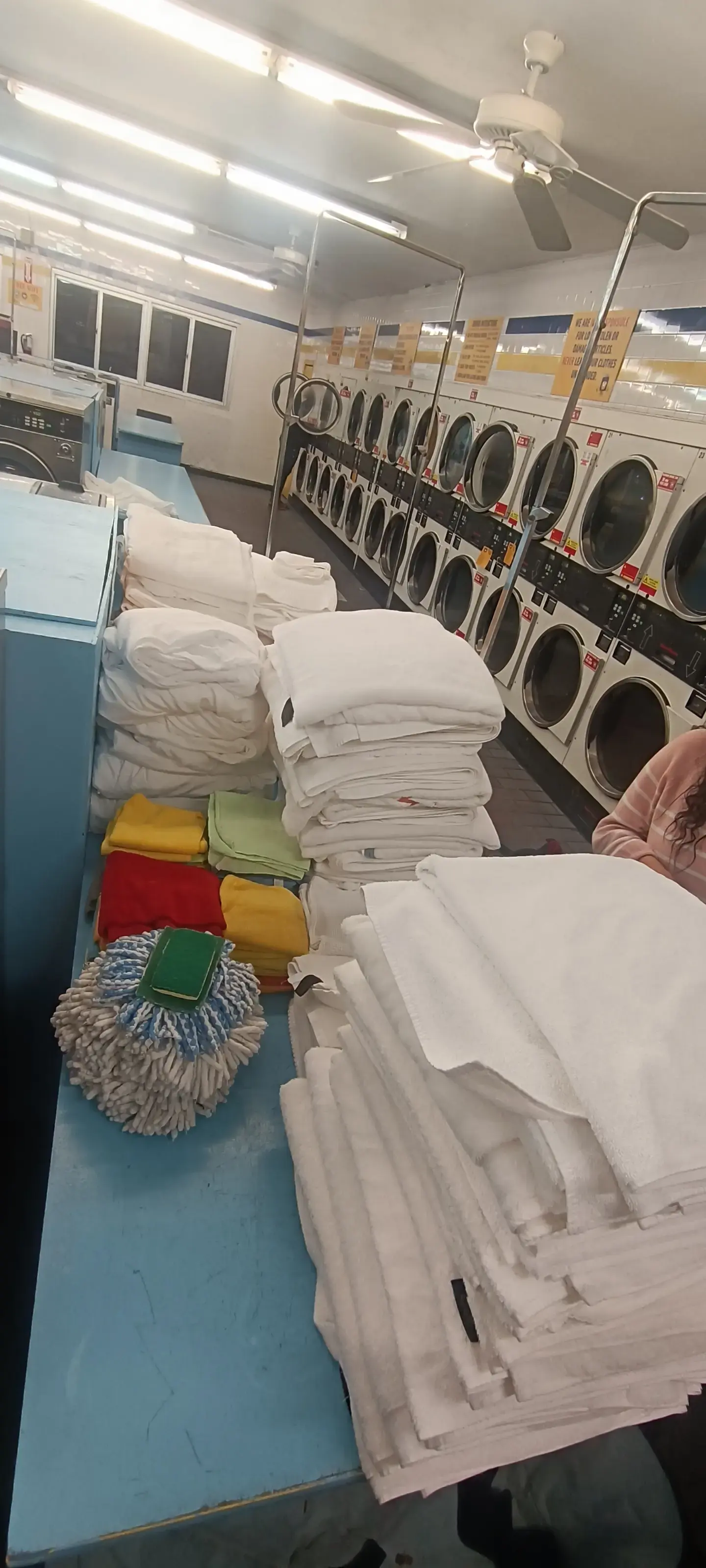 Cyclone Coin Laundry thumbnail 8