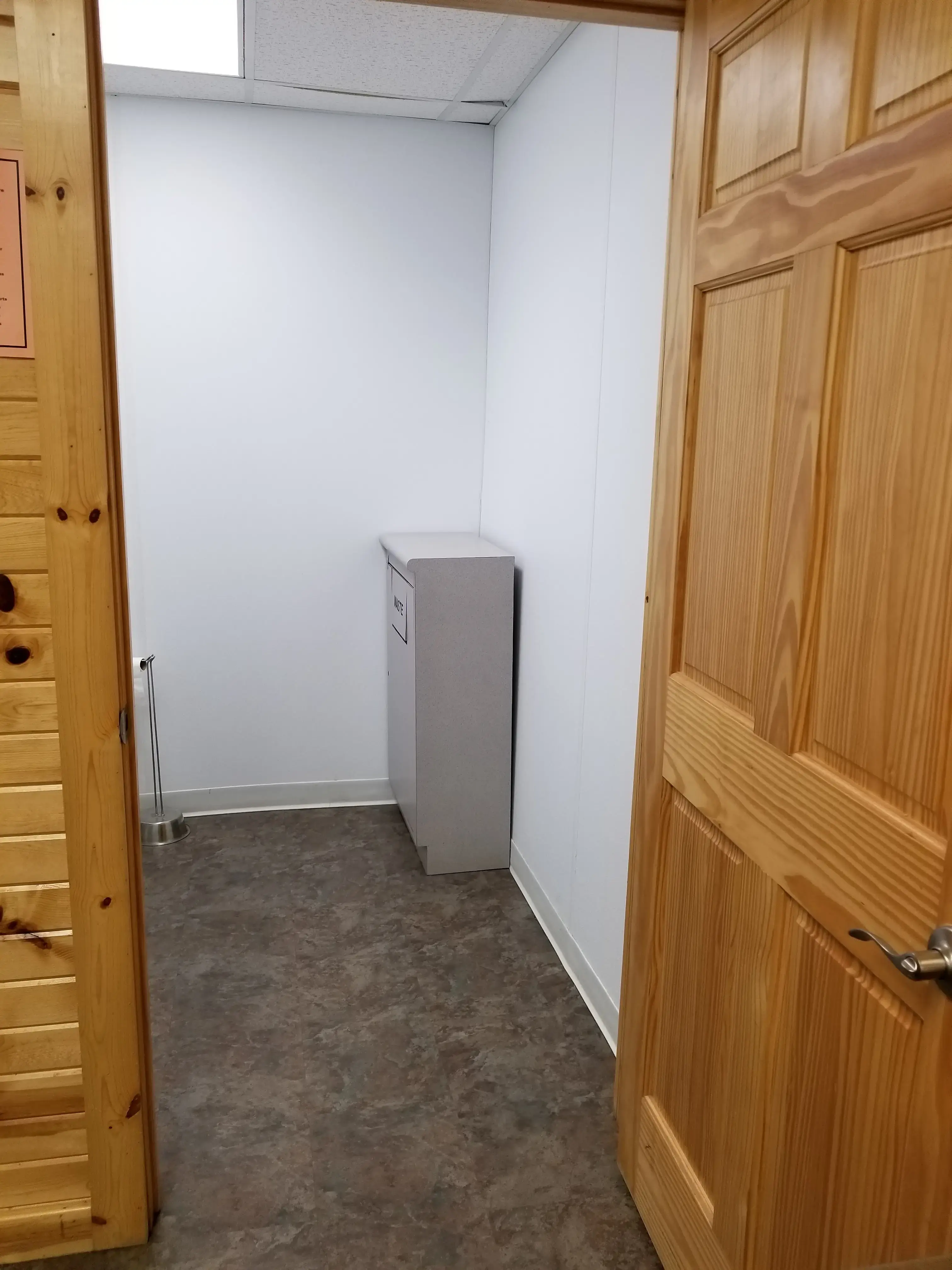 Cyclone Laundromat thumbnail 8