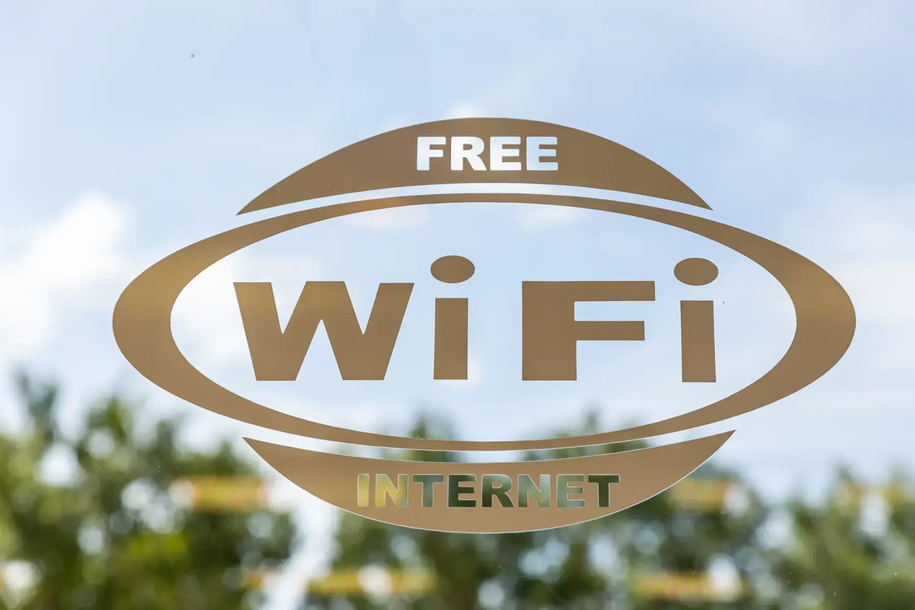 Cyclone Laundry & Internet Cafe thumbnail 18