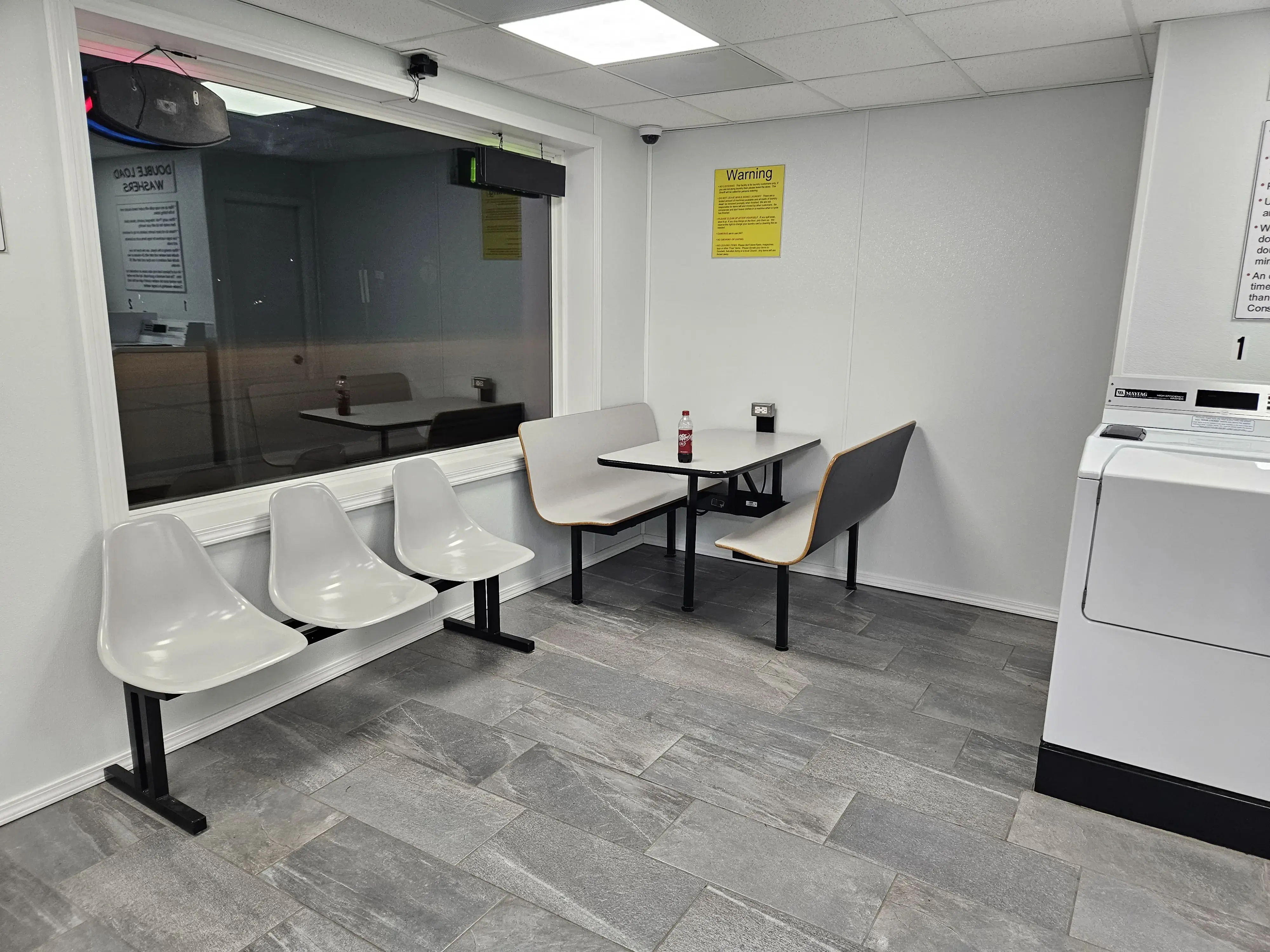 Cygnet Laundromat - Image 8