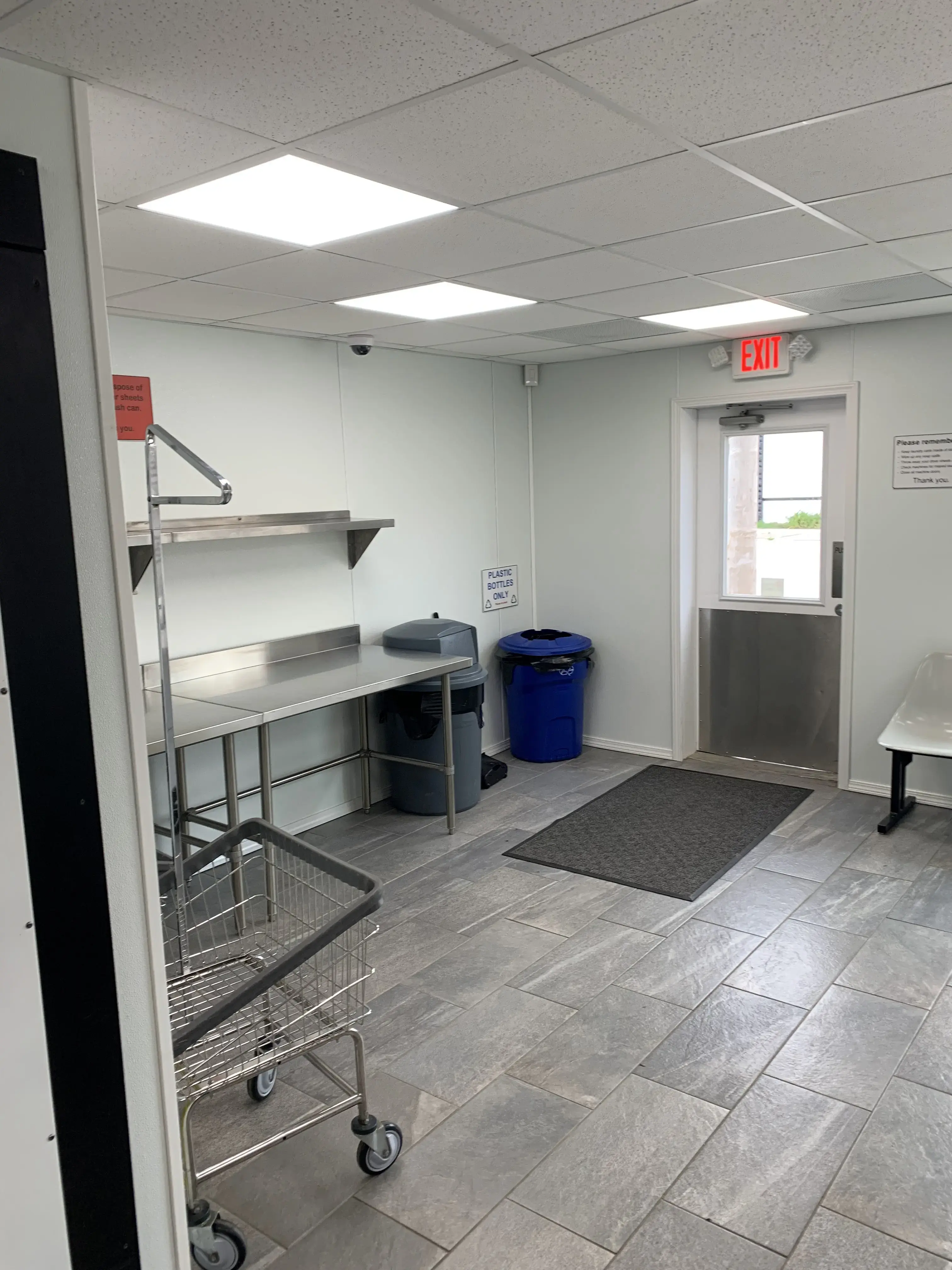 Cygnet Laundromat - Image 9