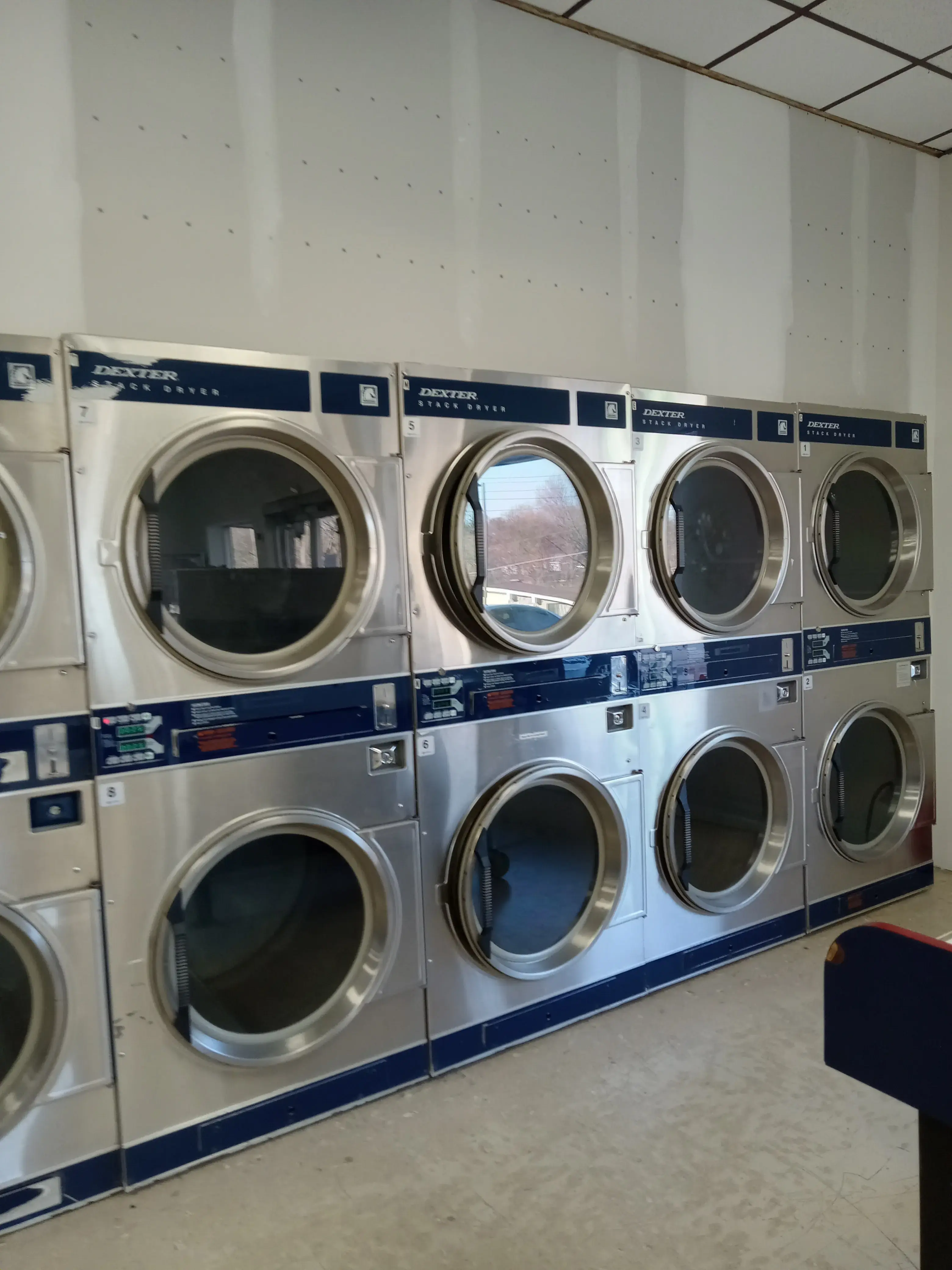 Cypress Laundry thumbnail 12