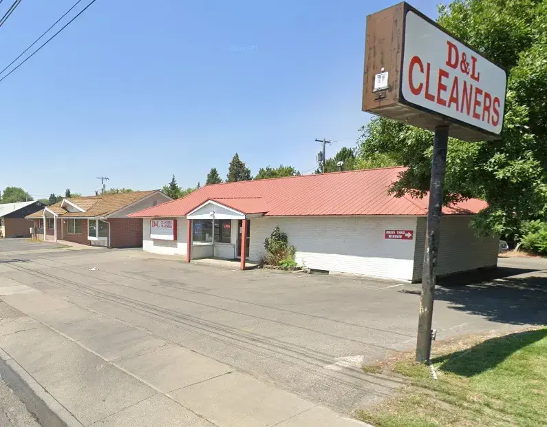 D & L Cleaners & Shirt Laundry location
