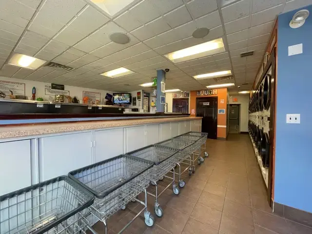 Da Mat Laundry Services - Image 3