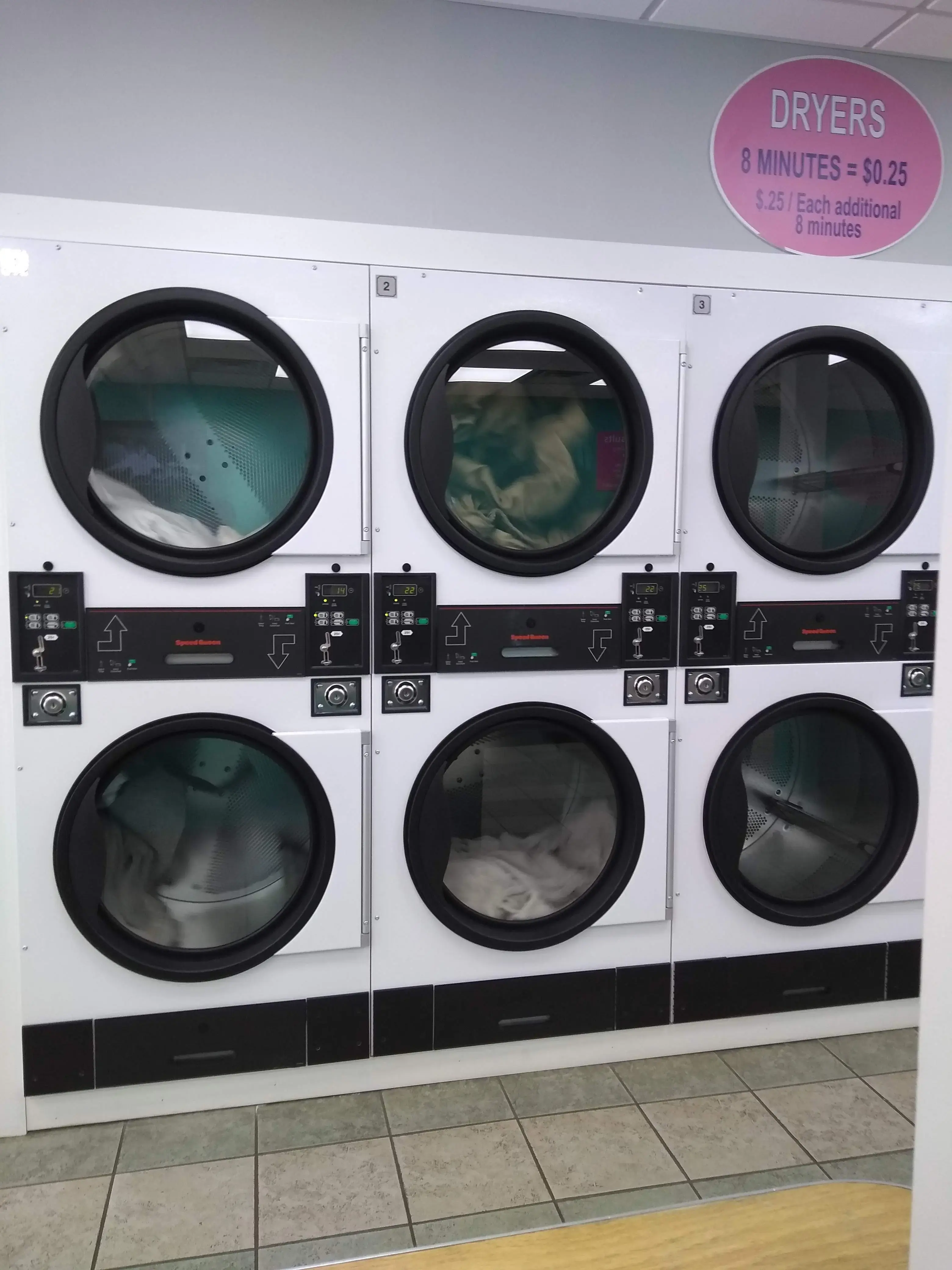 Daisy's Laundromat - Image 4