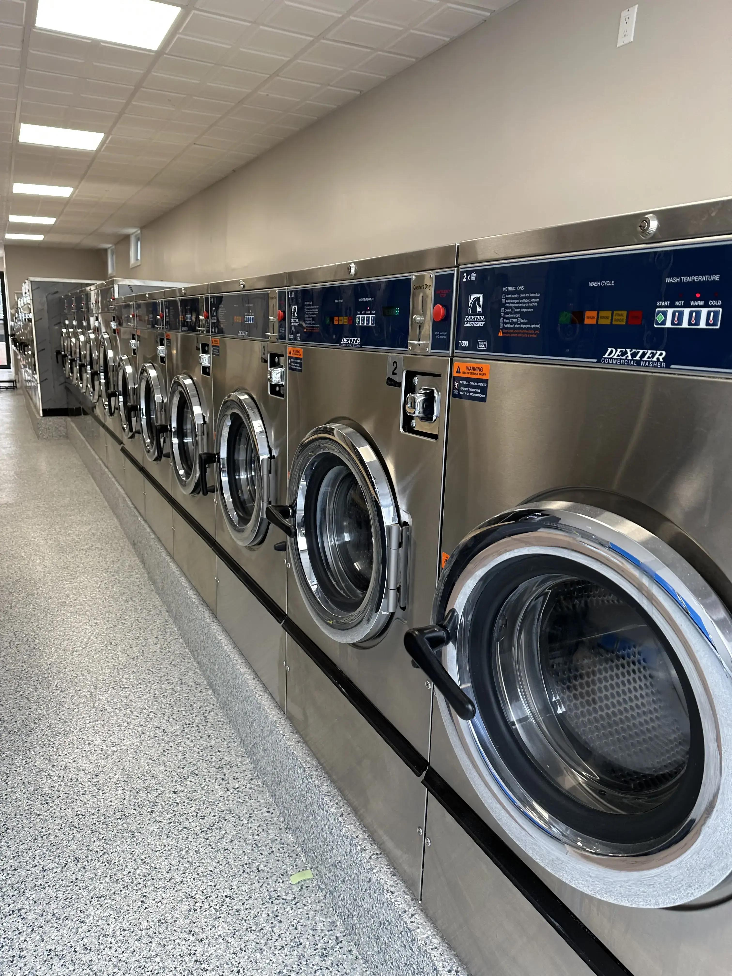 Daisy's Laundromat Garfield thumbnail 8