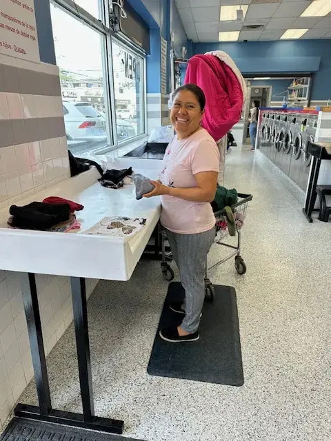 Daisy's Laundromat - Image 4