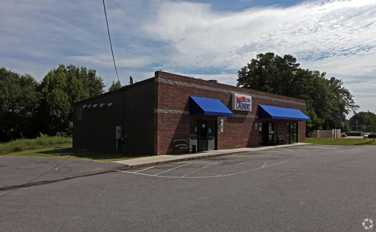 Dallas Coin Laundry - Image 10