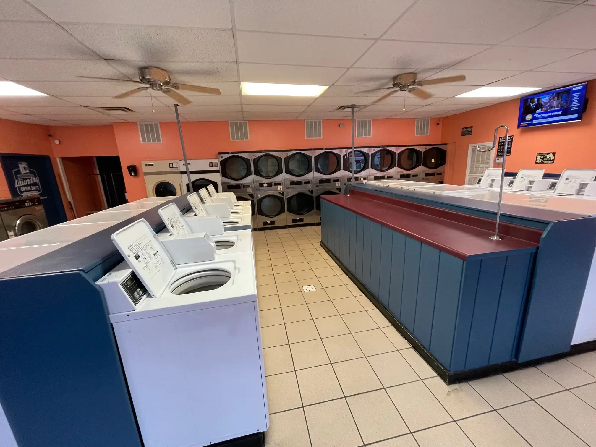 Dandridge Coin Laundry - Image 4