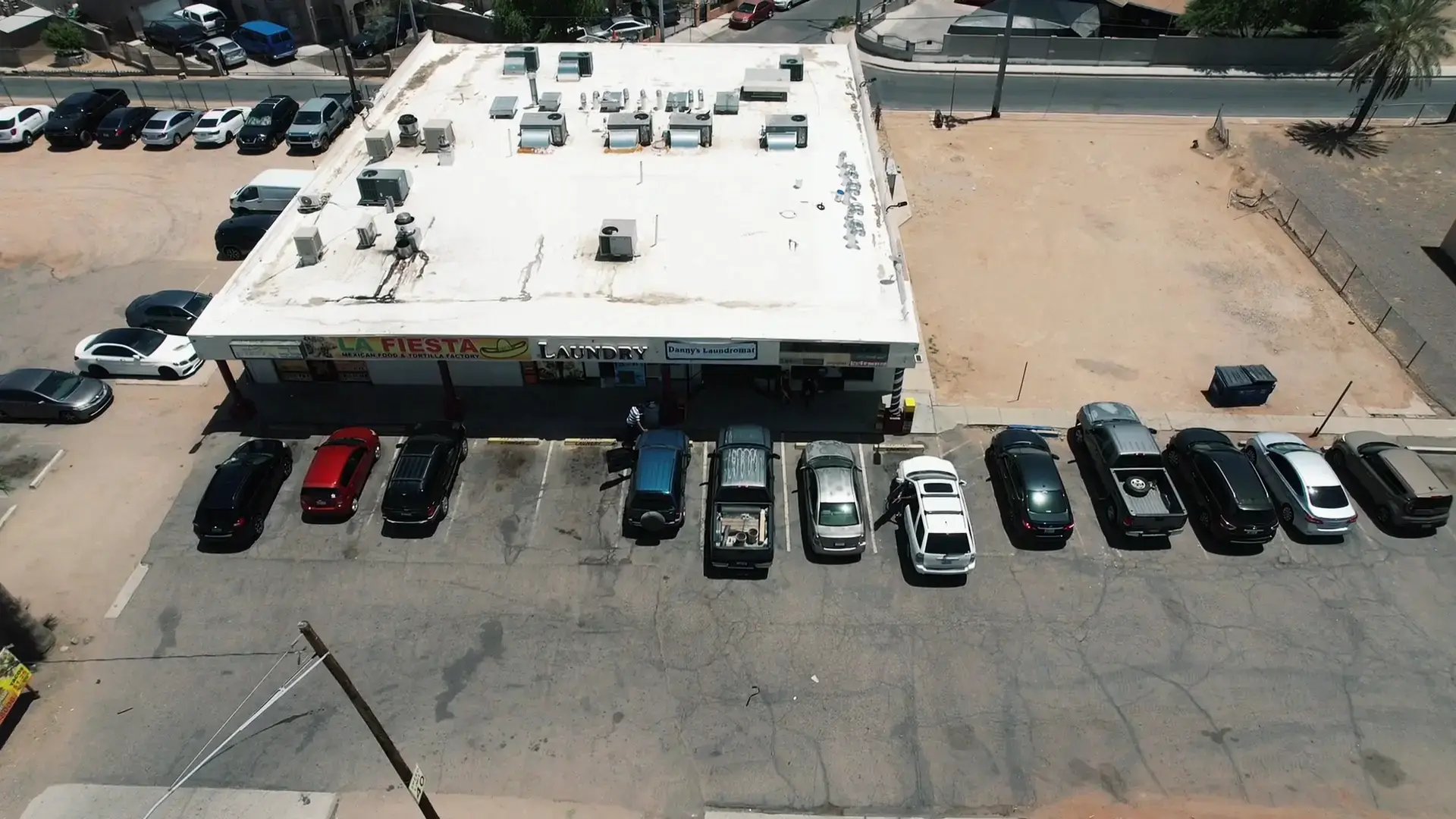Danny's Laundromat - Image 2