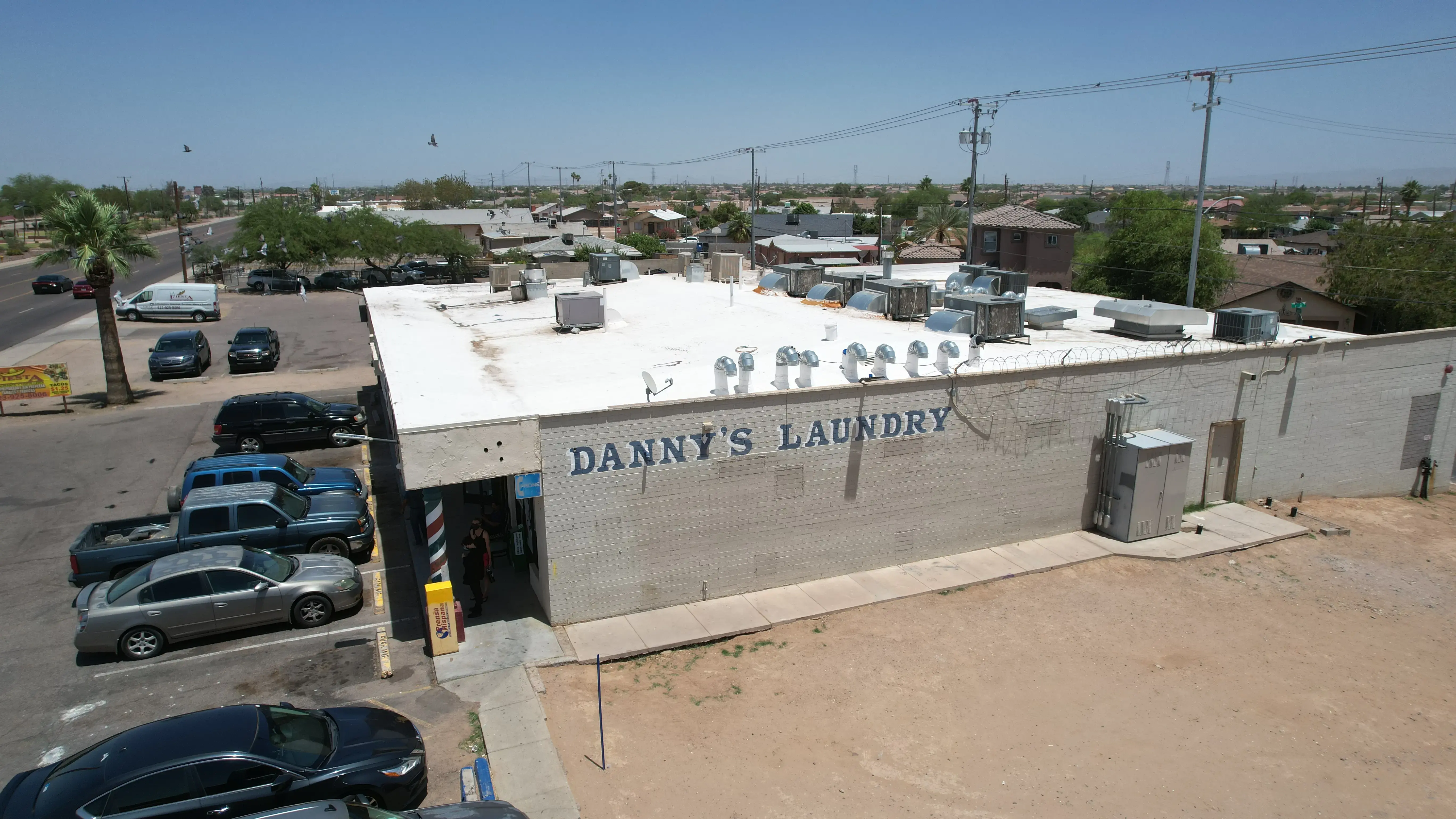 Danny's Laundromat thumbnail 9