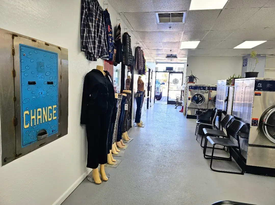 Danny's Laundromat thumbnail 6