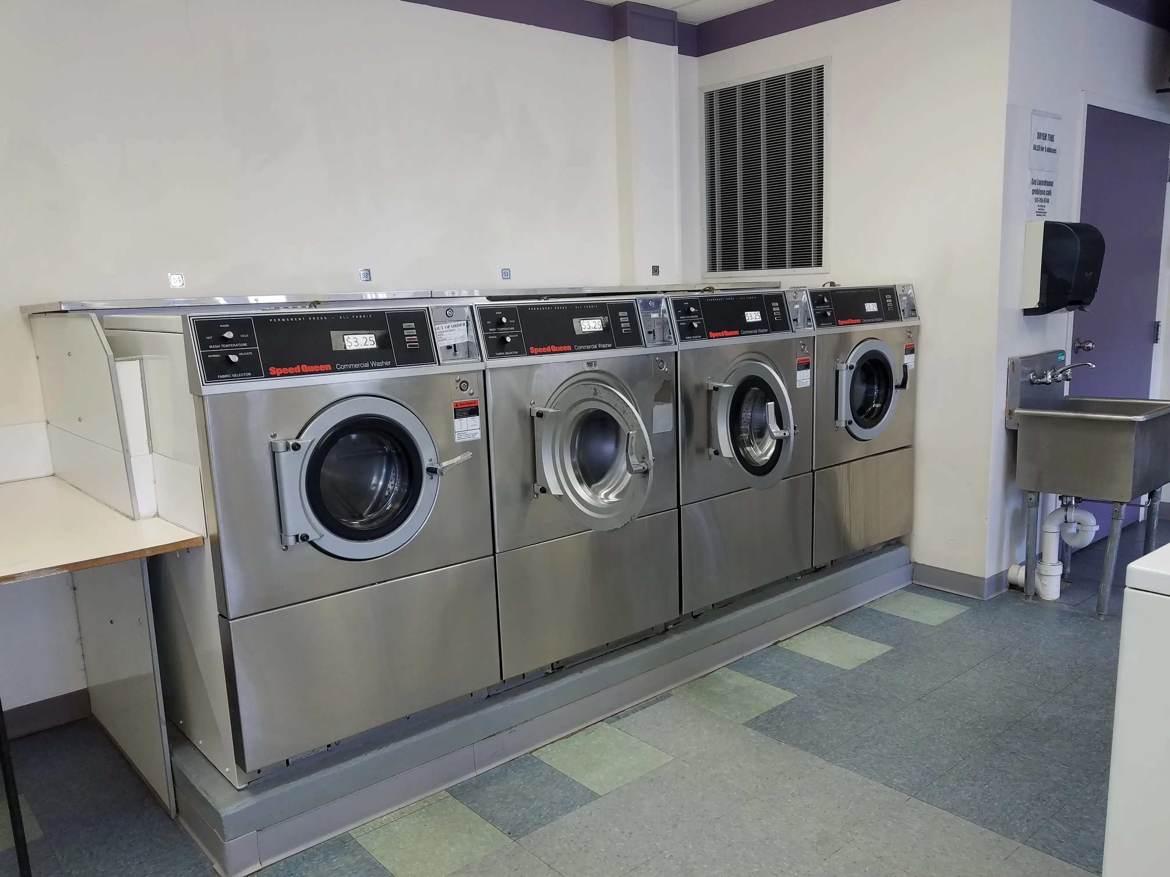 Danville Laundromat - Image 7