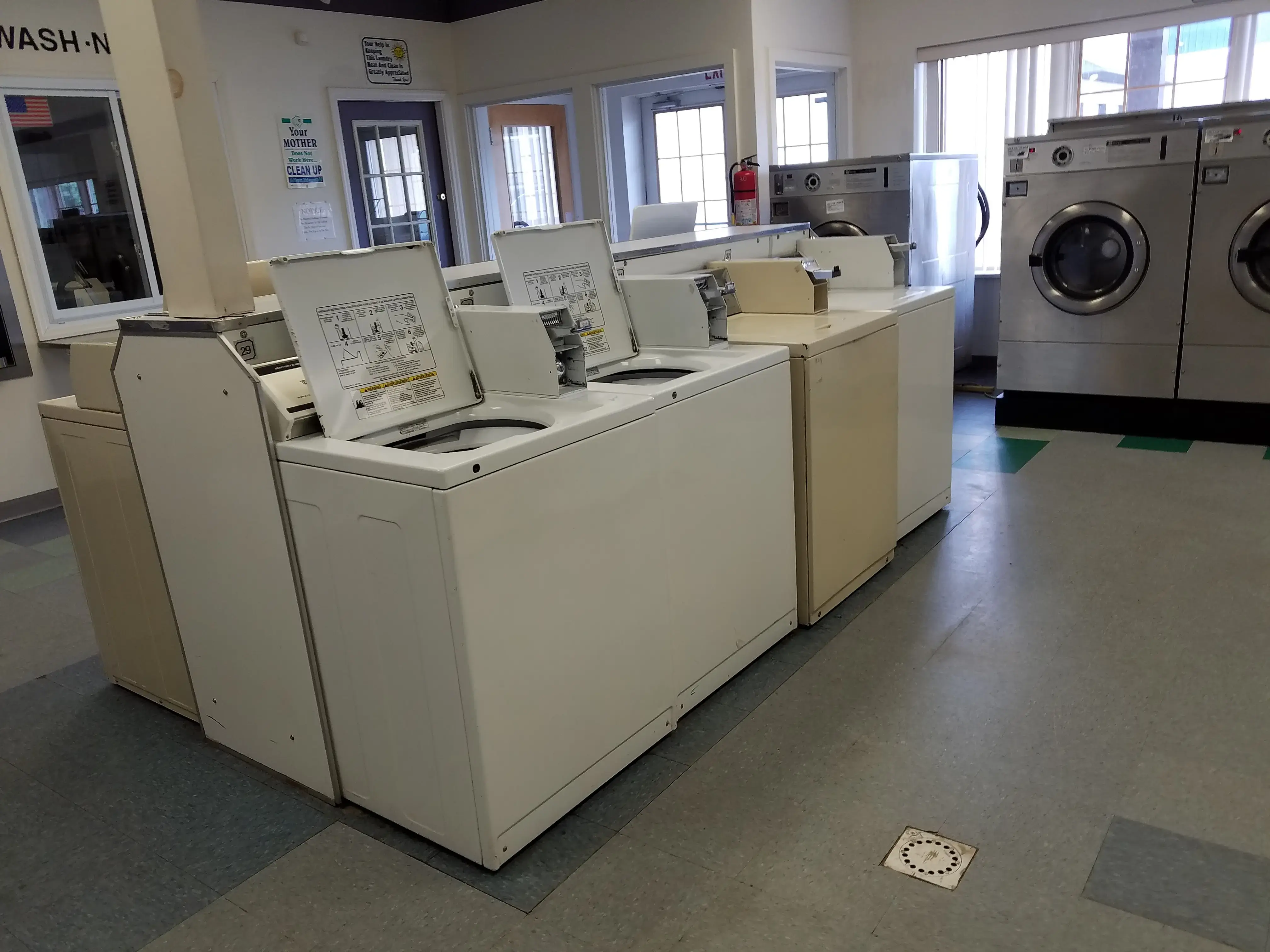 Danville Laundromat thumbnail 5