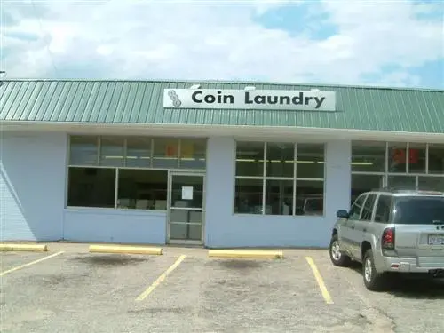 Danville Street Coin Laundry thumbnail 3