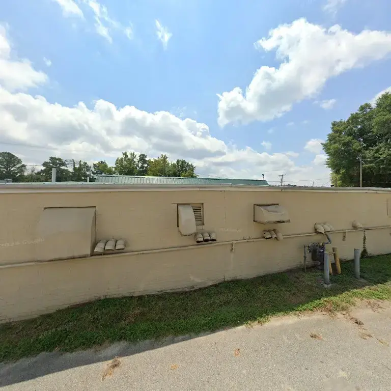 Danville Street Coin Laundry thumbnail 6