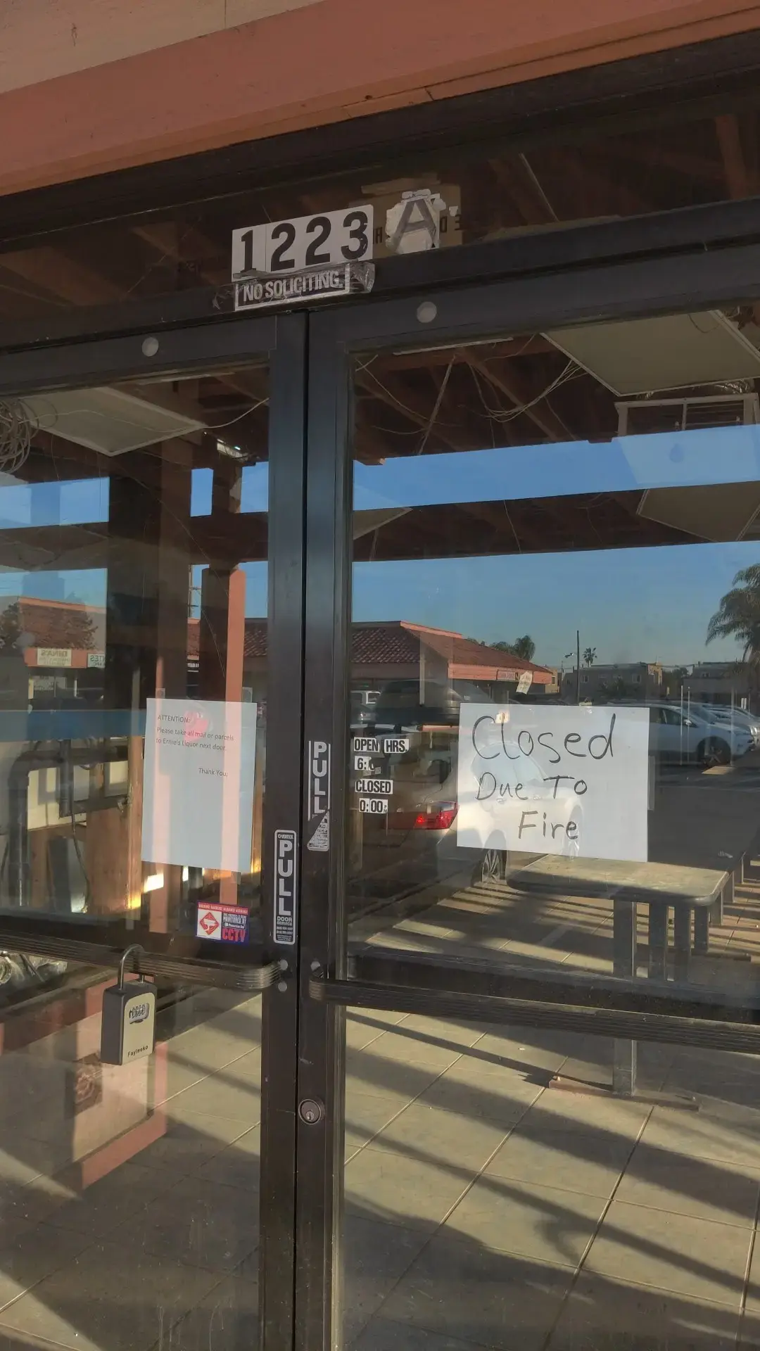 Daphne's Laundromat - Image 7