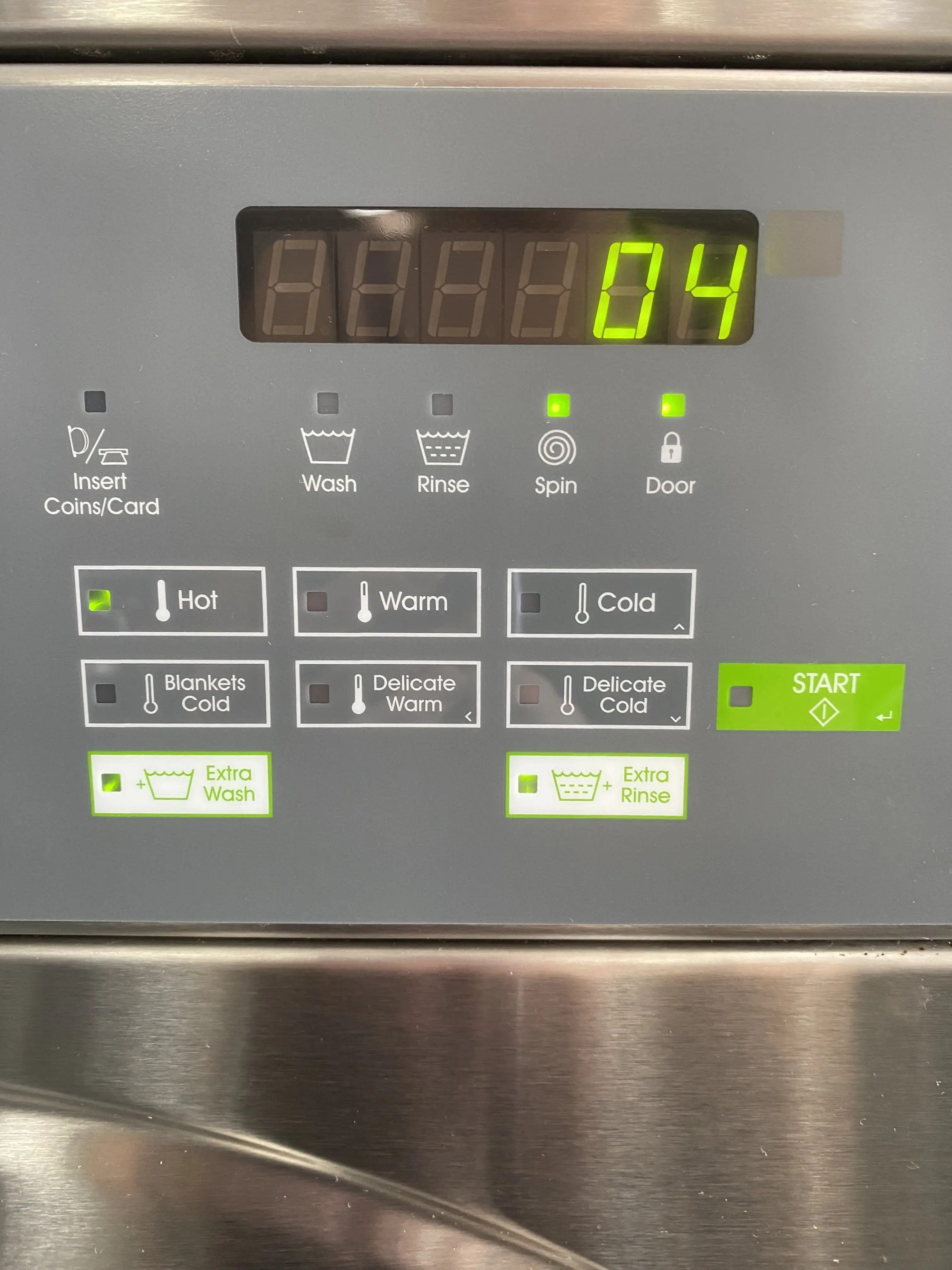 Darrell's Coin Laundry - Image 5