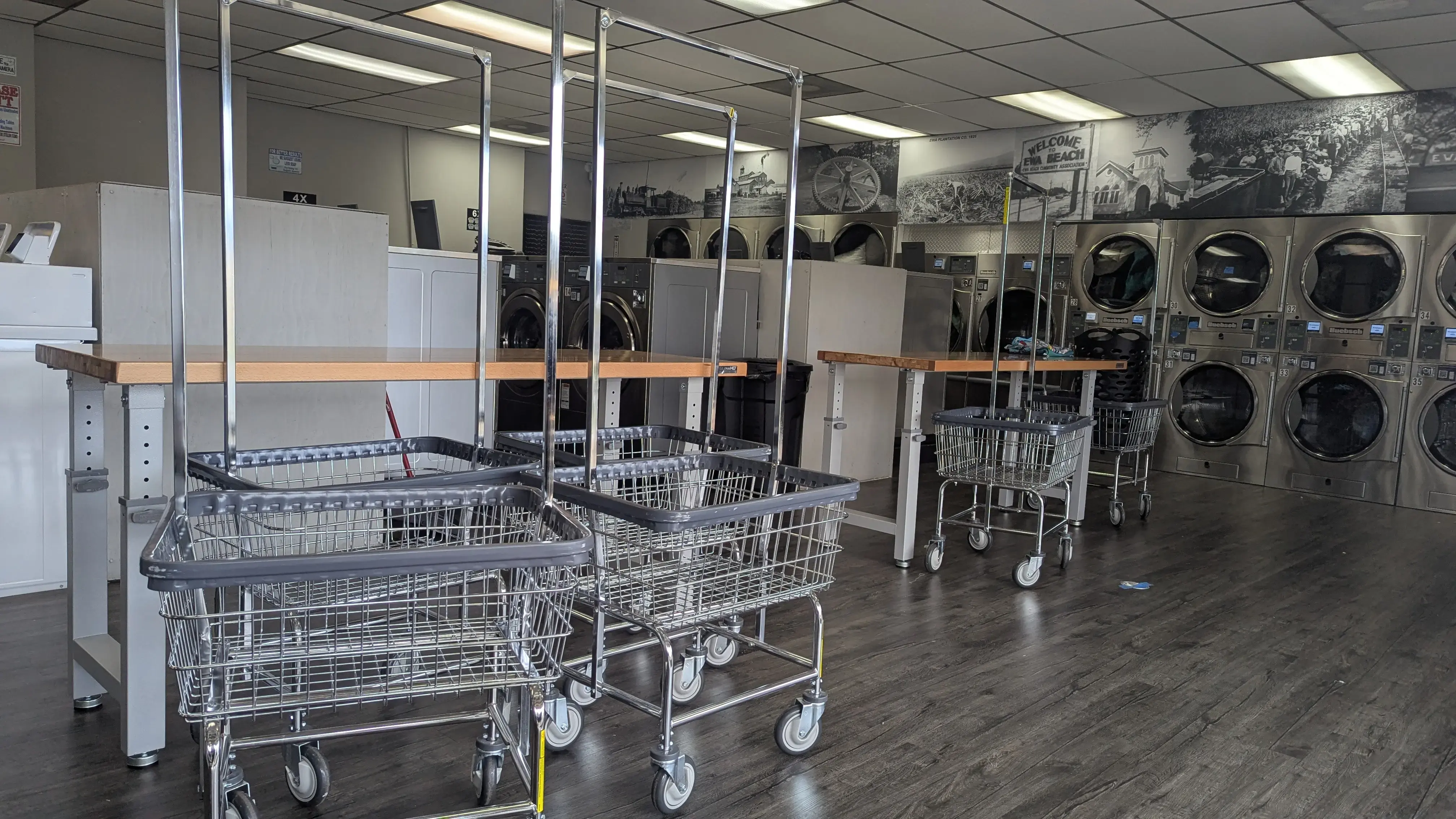 Darrell's Coin Laundry thumbnail 8