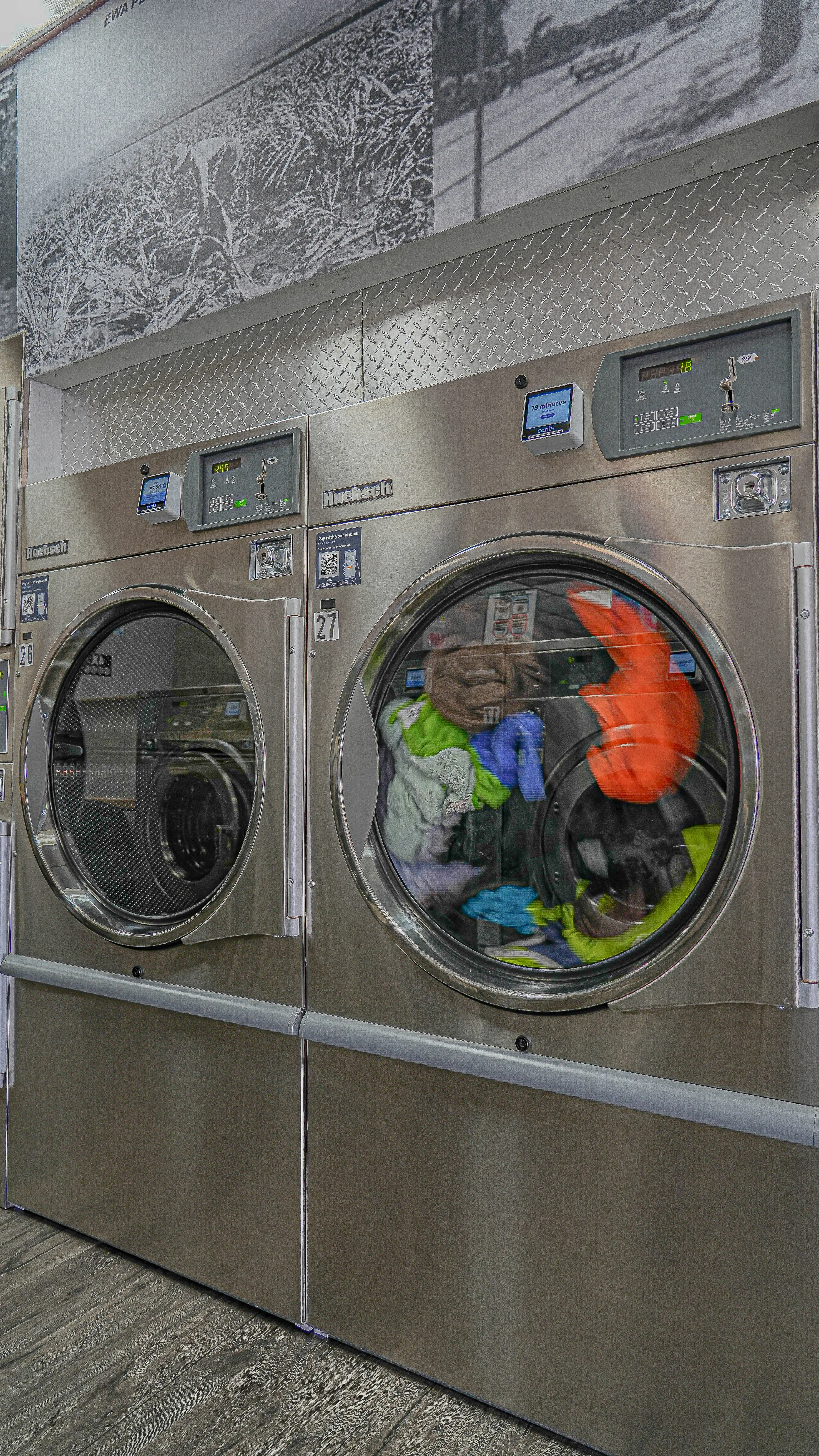 Darrell's Coin Laundry thumbnail 20