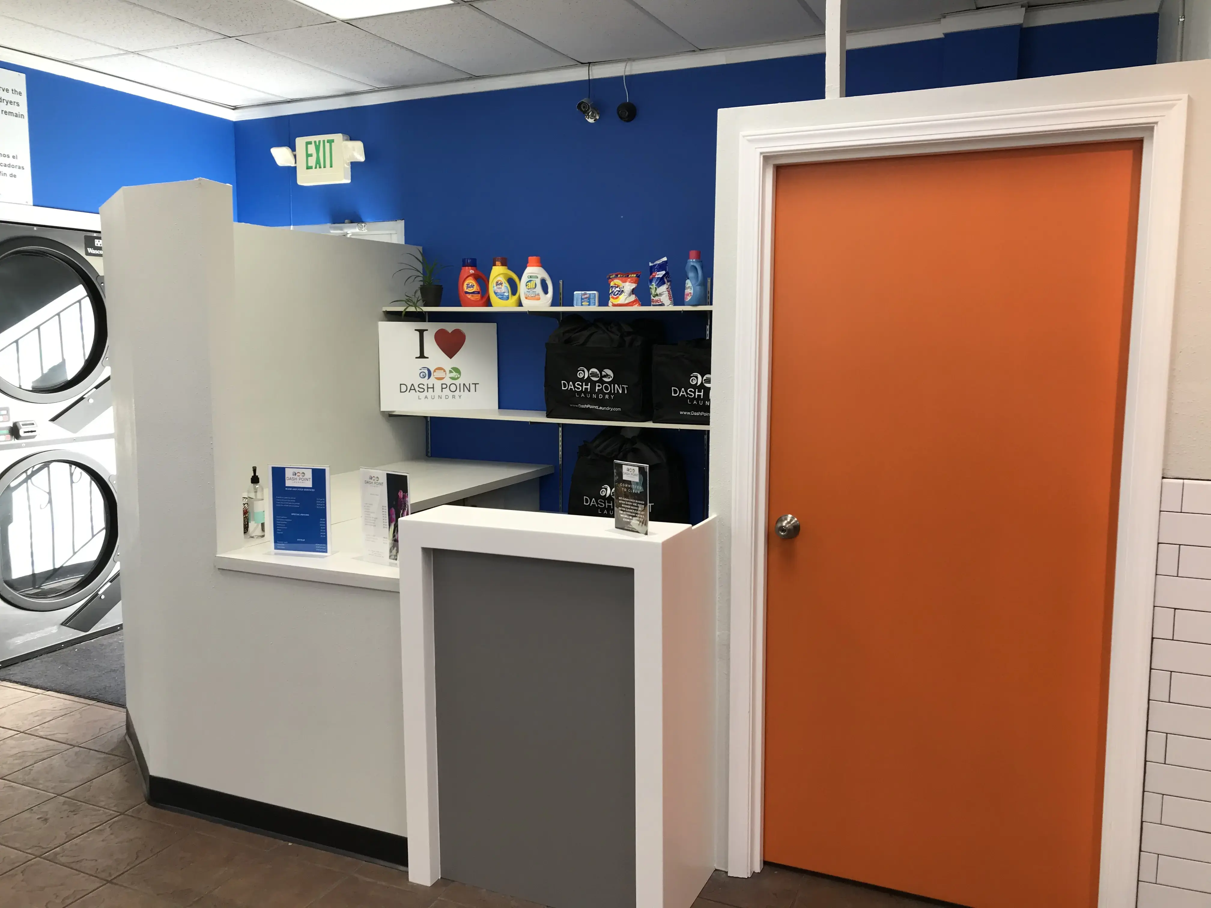 Dash Point Laundry thumbnail 7